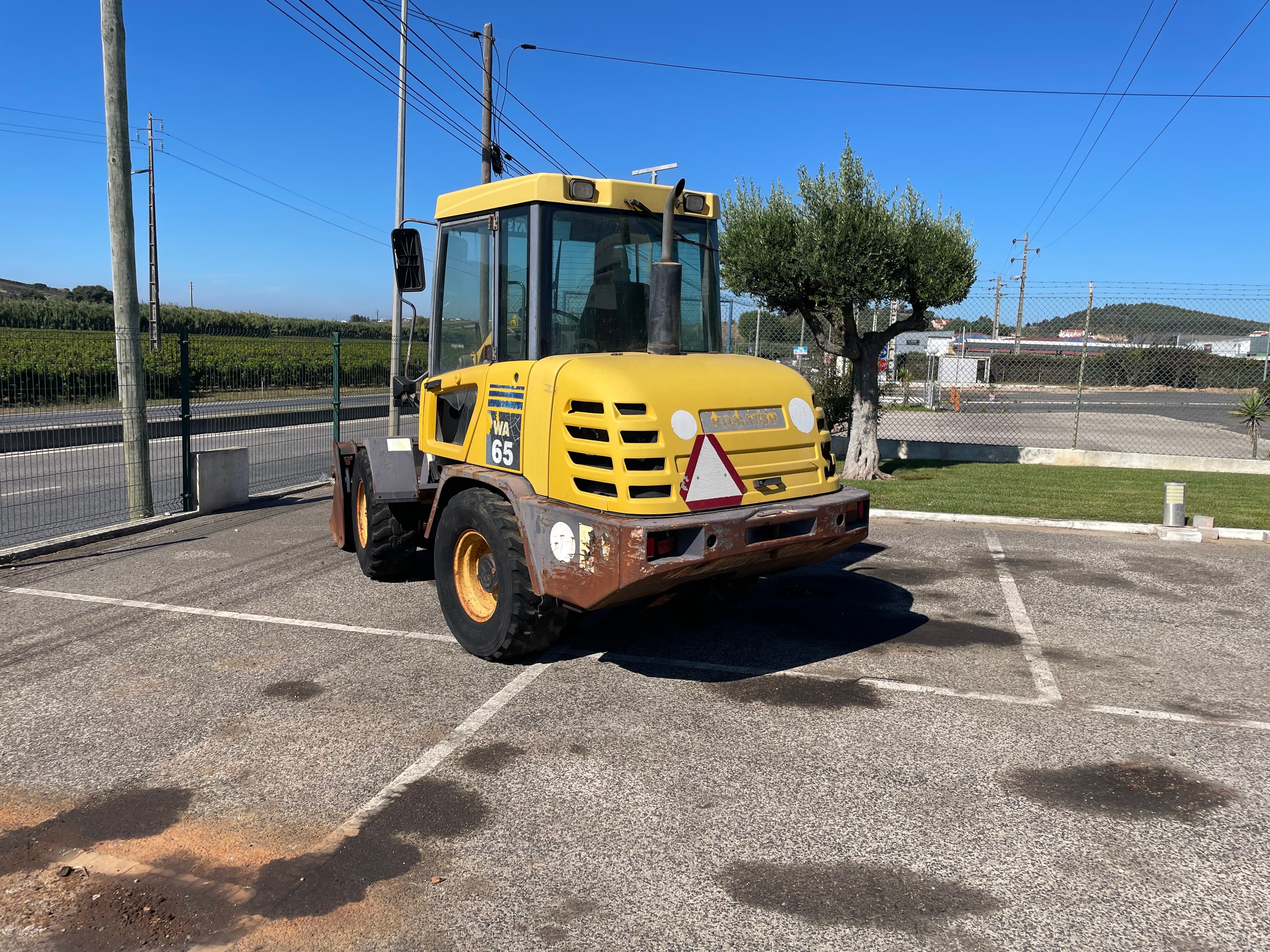 Palilla cargadora Komatsu — imagen 3