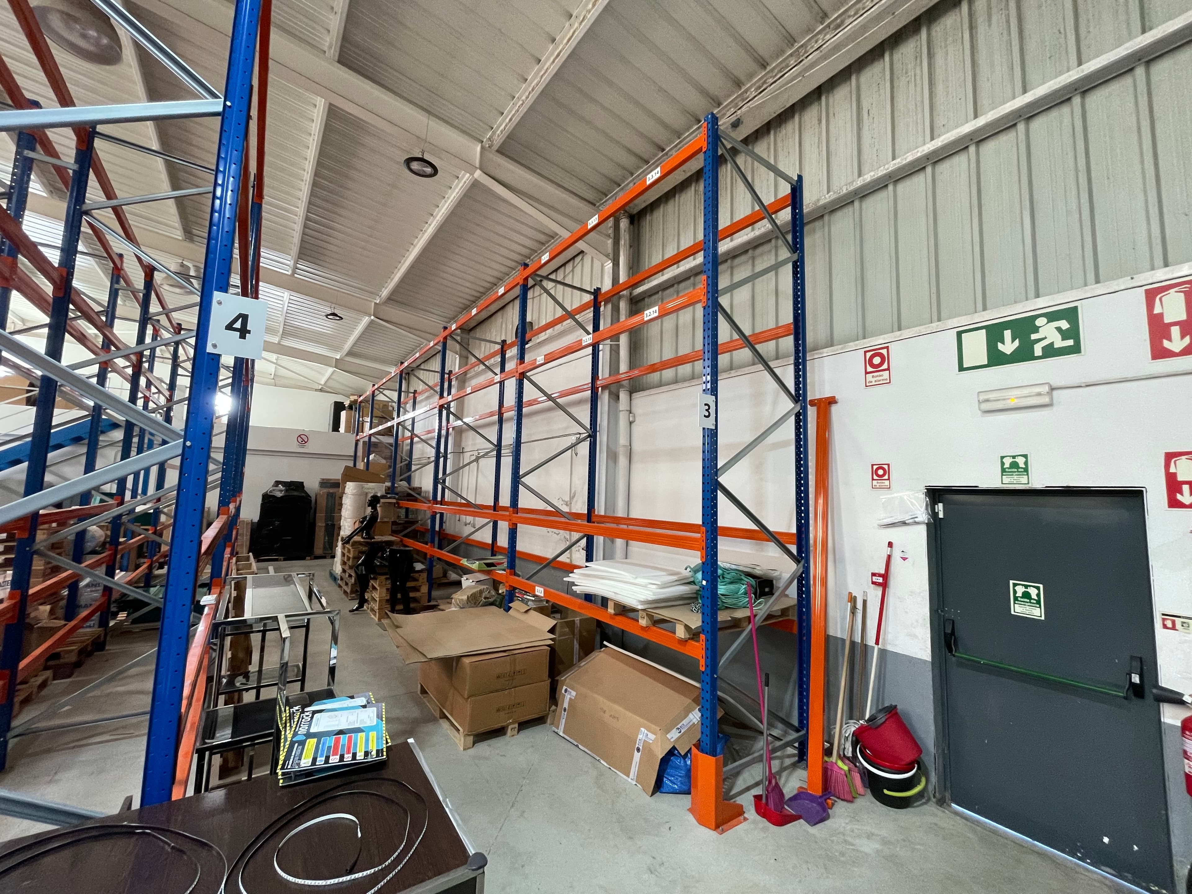 Estanteria / Racks Semi-Novos — image 7
