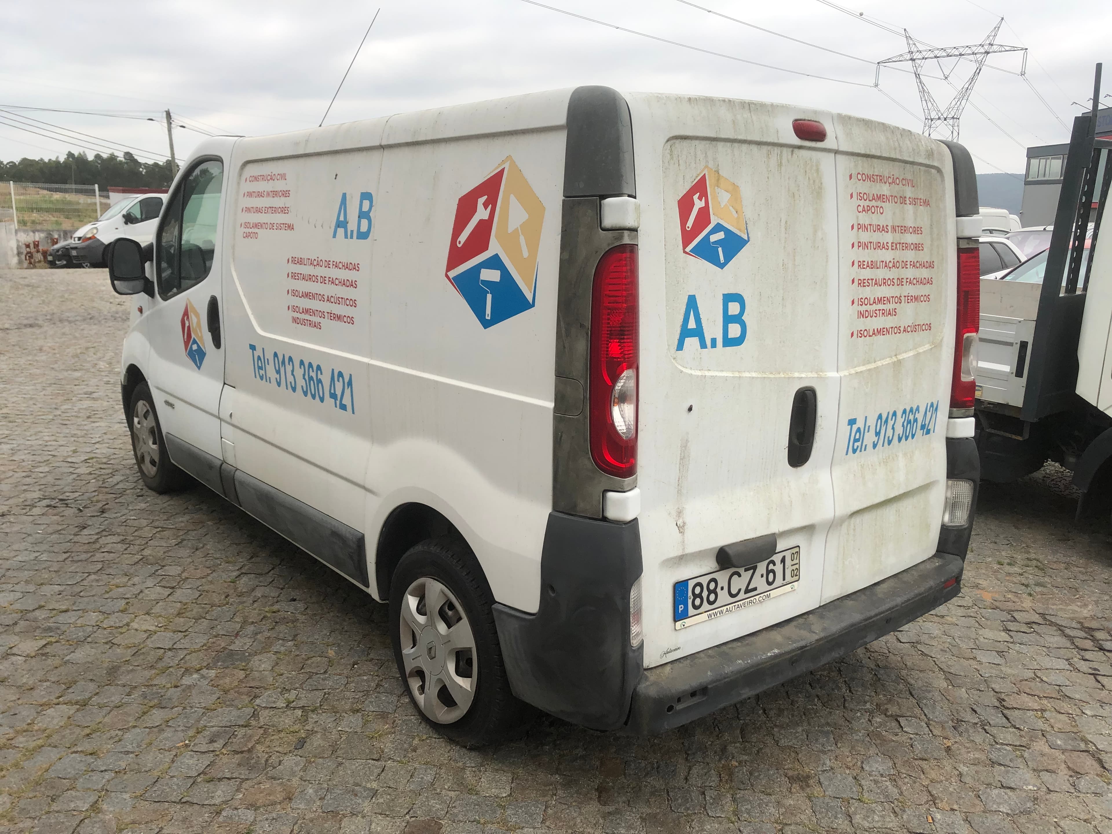 Renault Trafic II Van · Ano 2007 — imagem 5