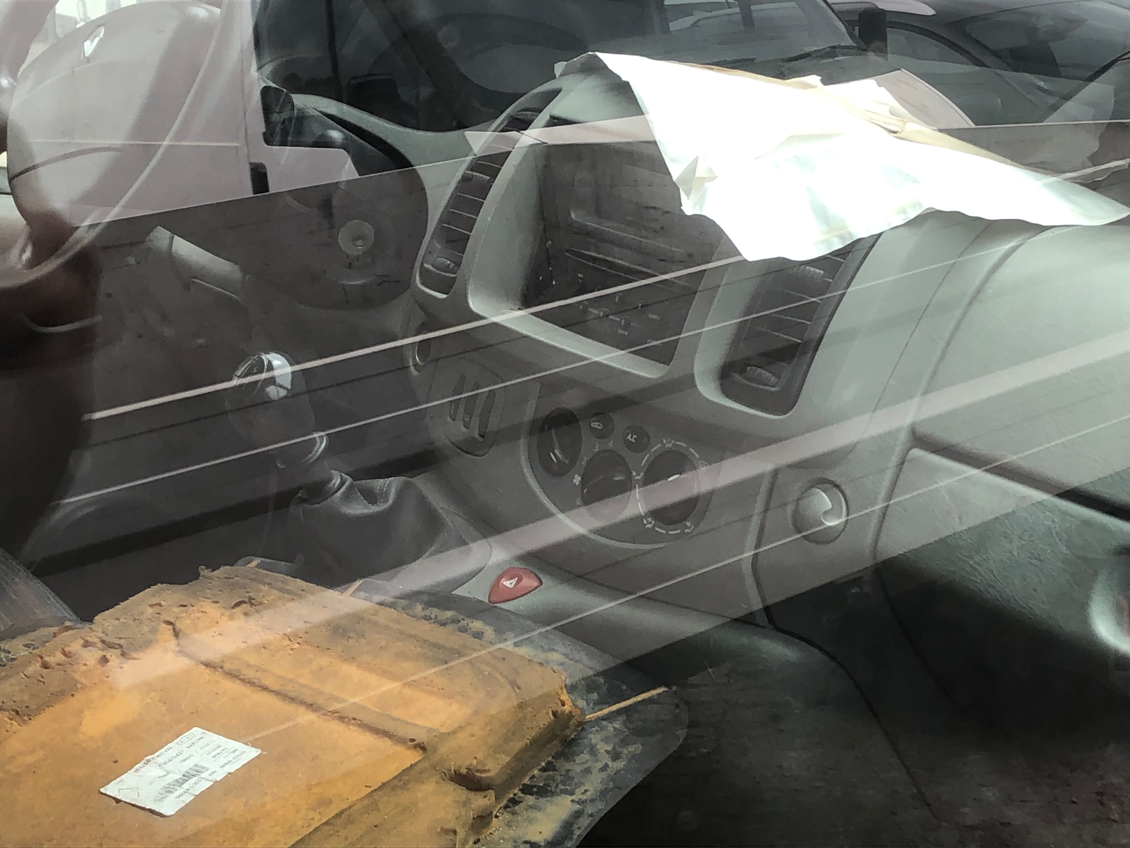 Renault Trafic II Van · Ano 2007 — imagem 11