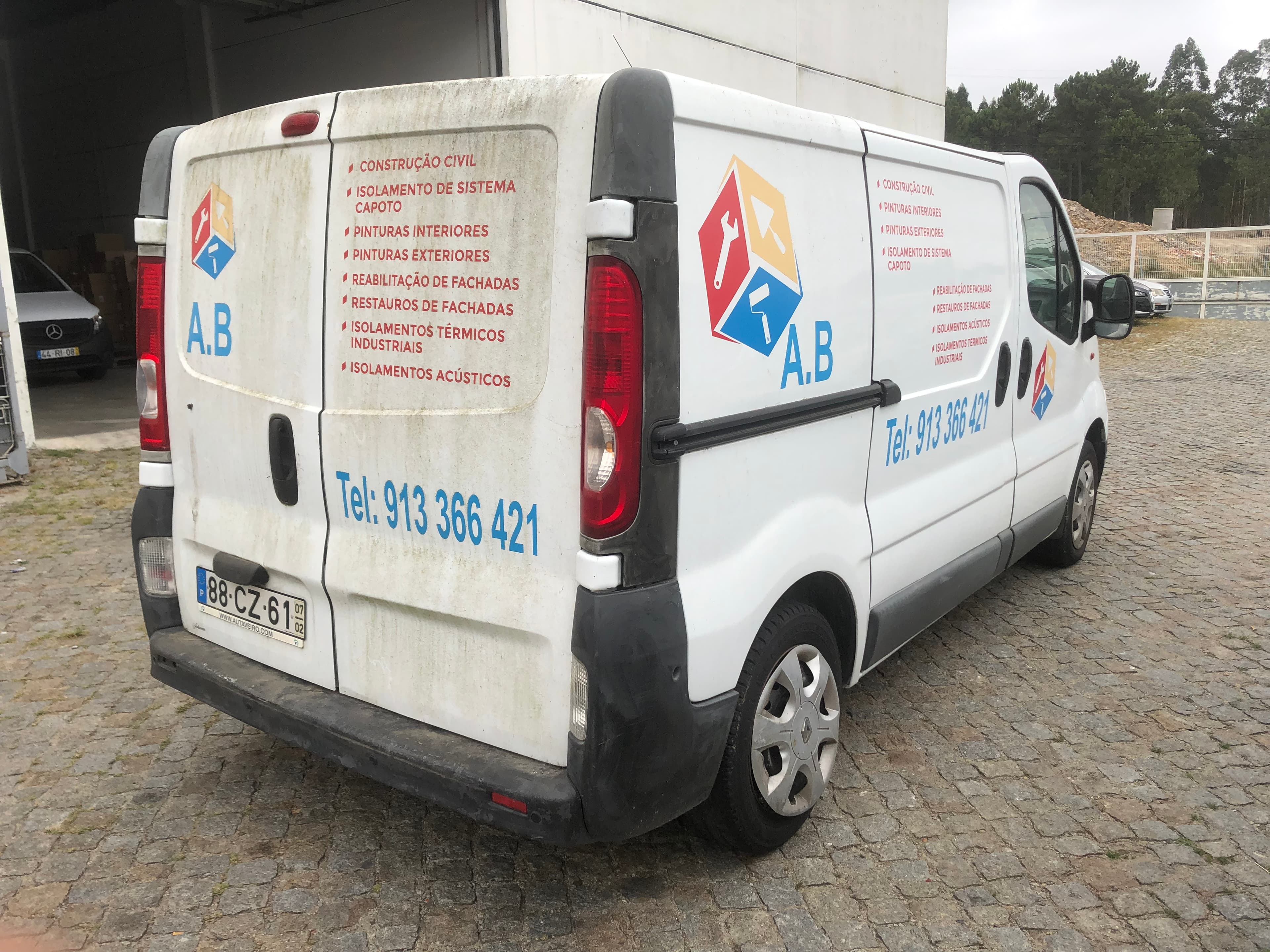 Renault Trafic II Van · Ano 2007 — imagem 6