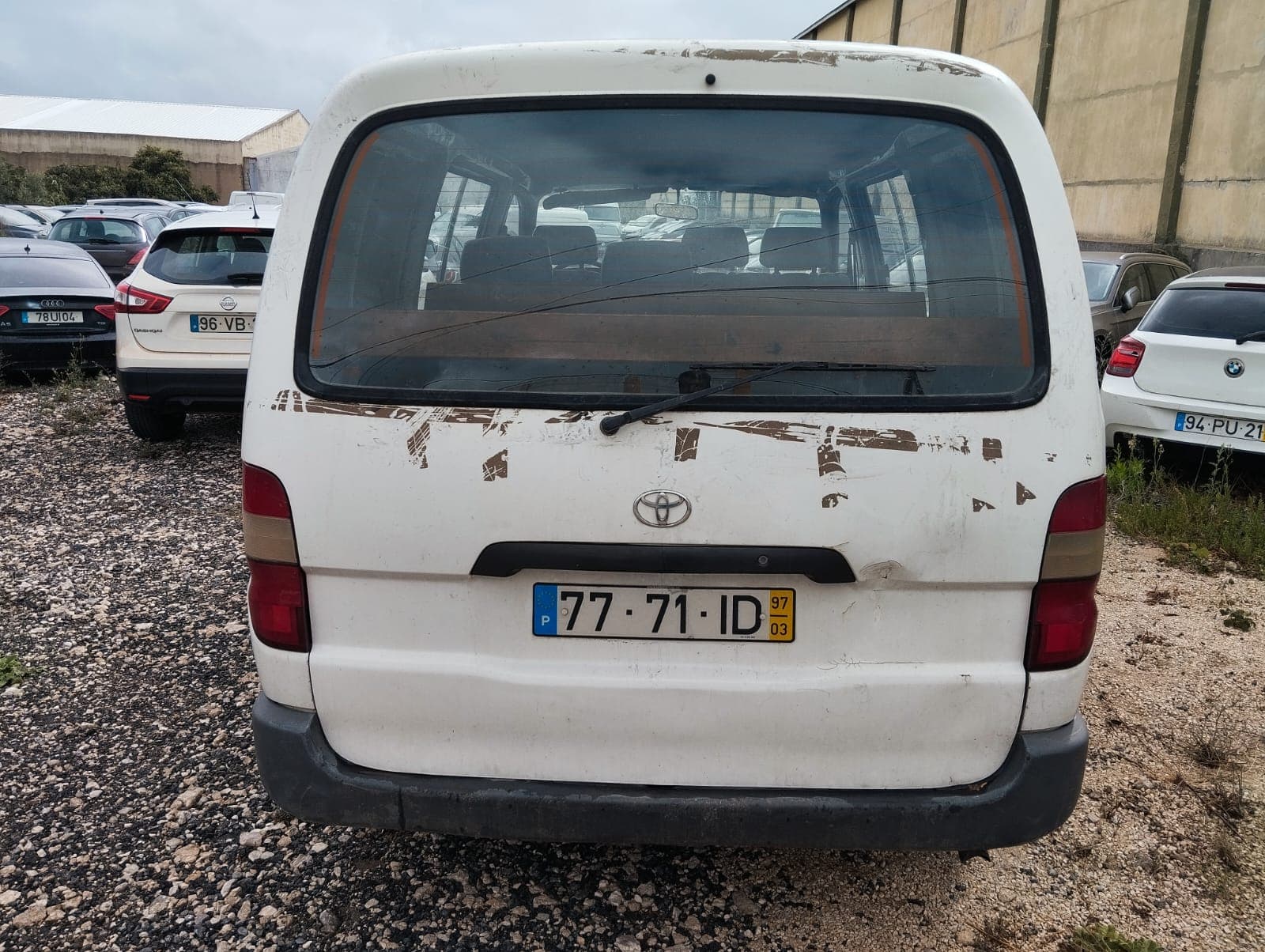 Toyota Hiace · Ano 1997 — imagem 4
