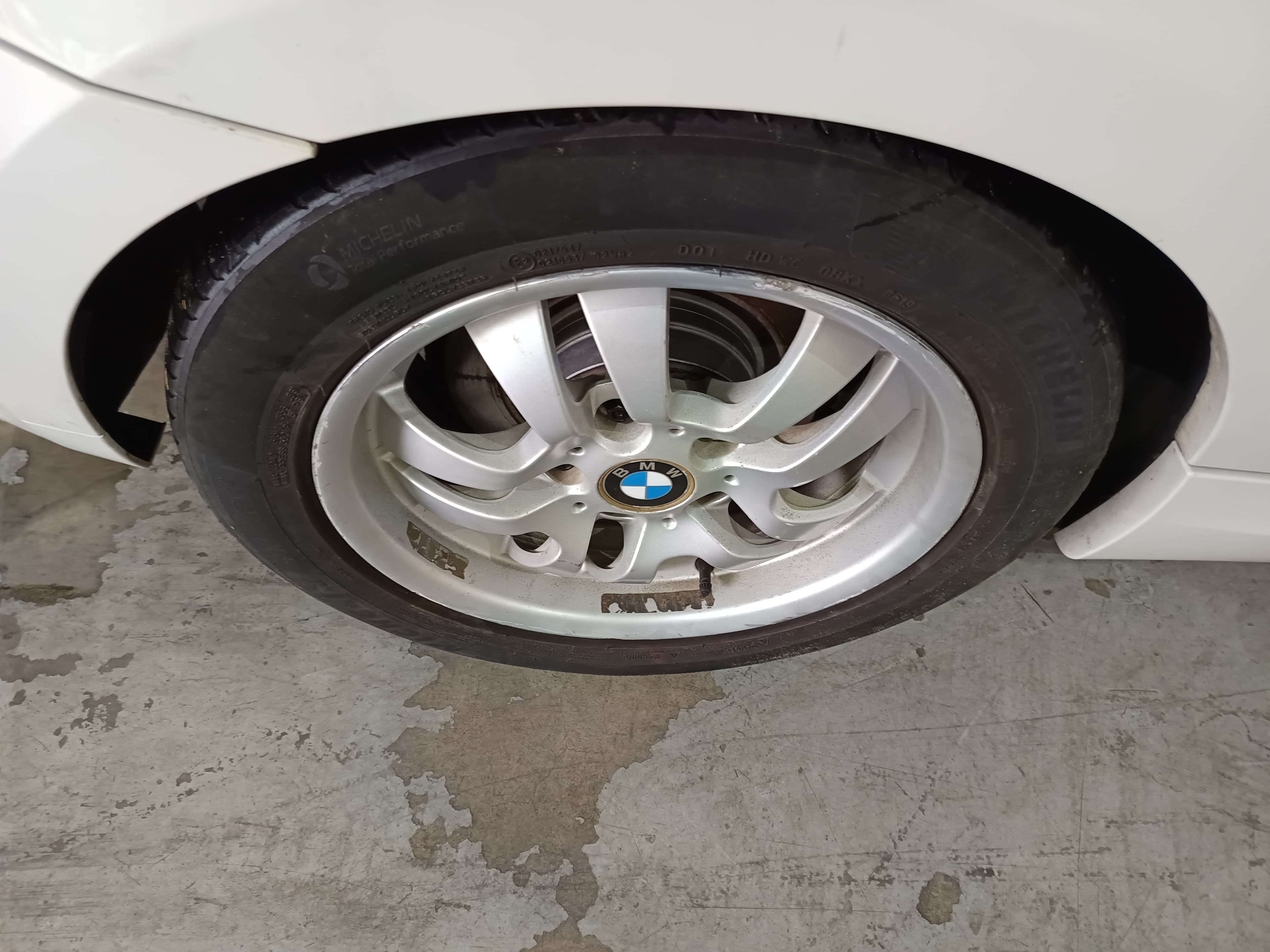 BMW 118D · Ano 2011 — imagen 13
