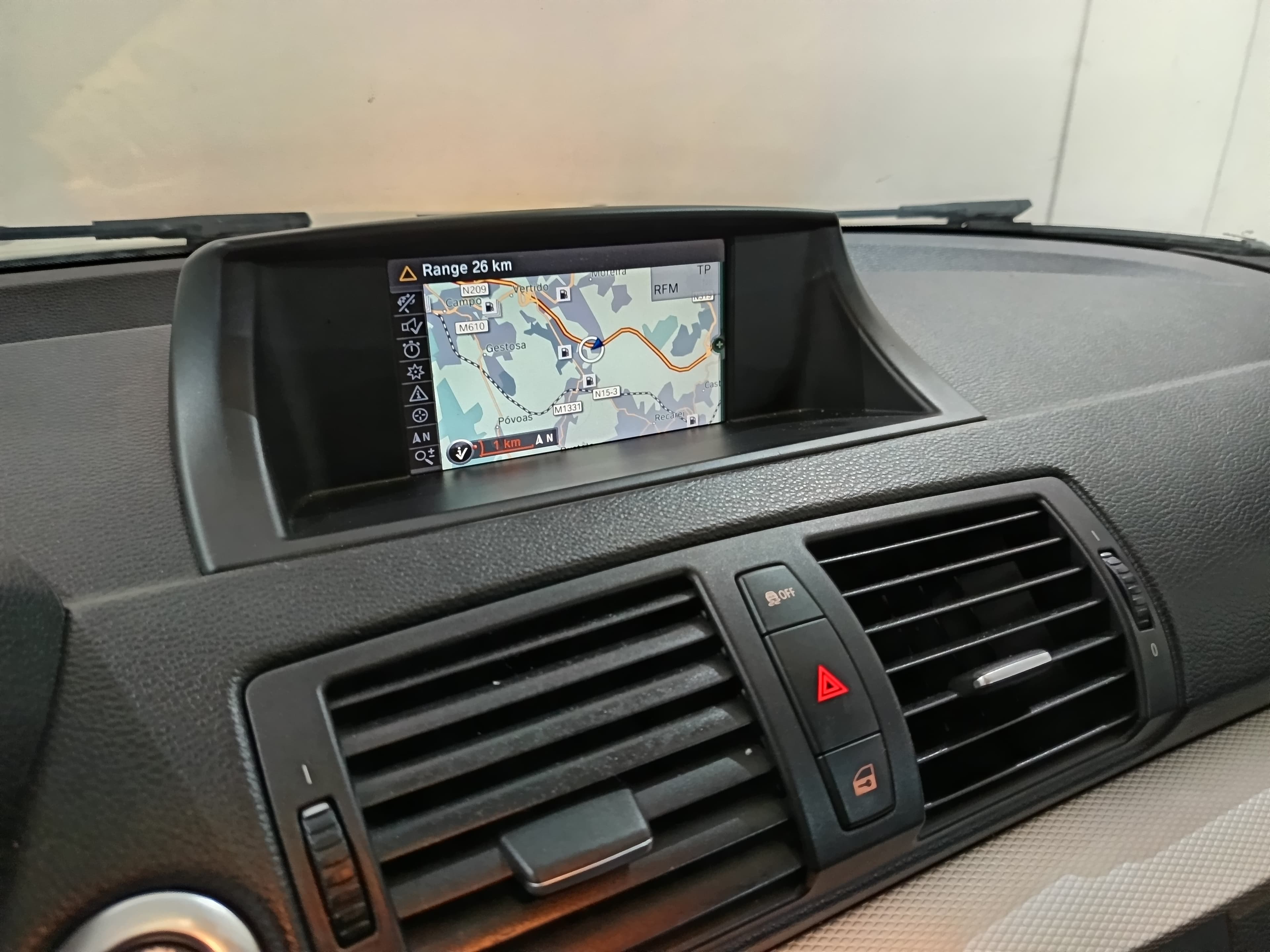 BMW 118D · Ano 2011 — imagen 40