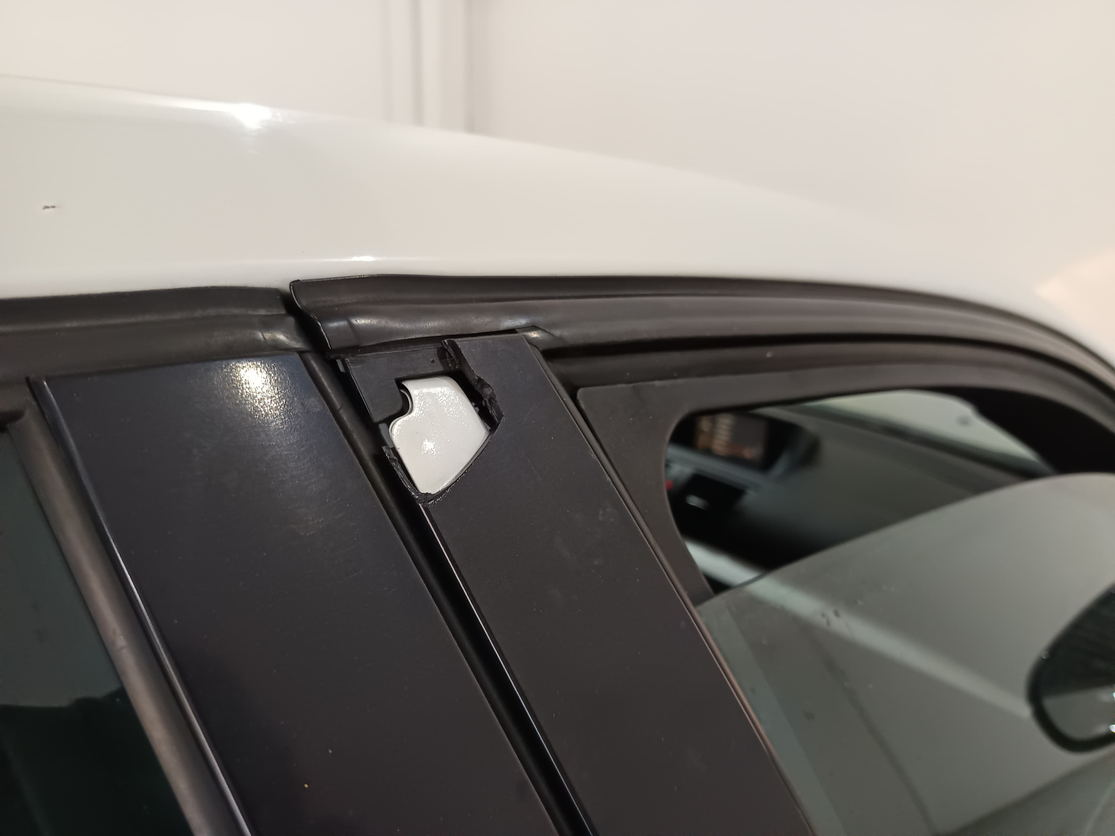 BMW 118D · Ano 2011 — imagen 28