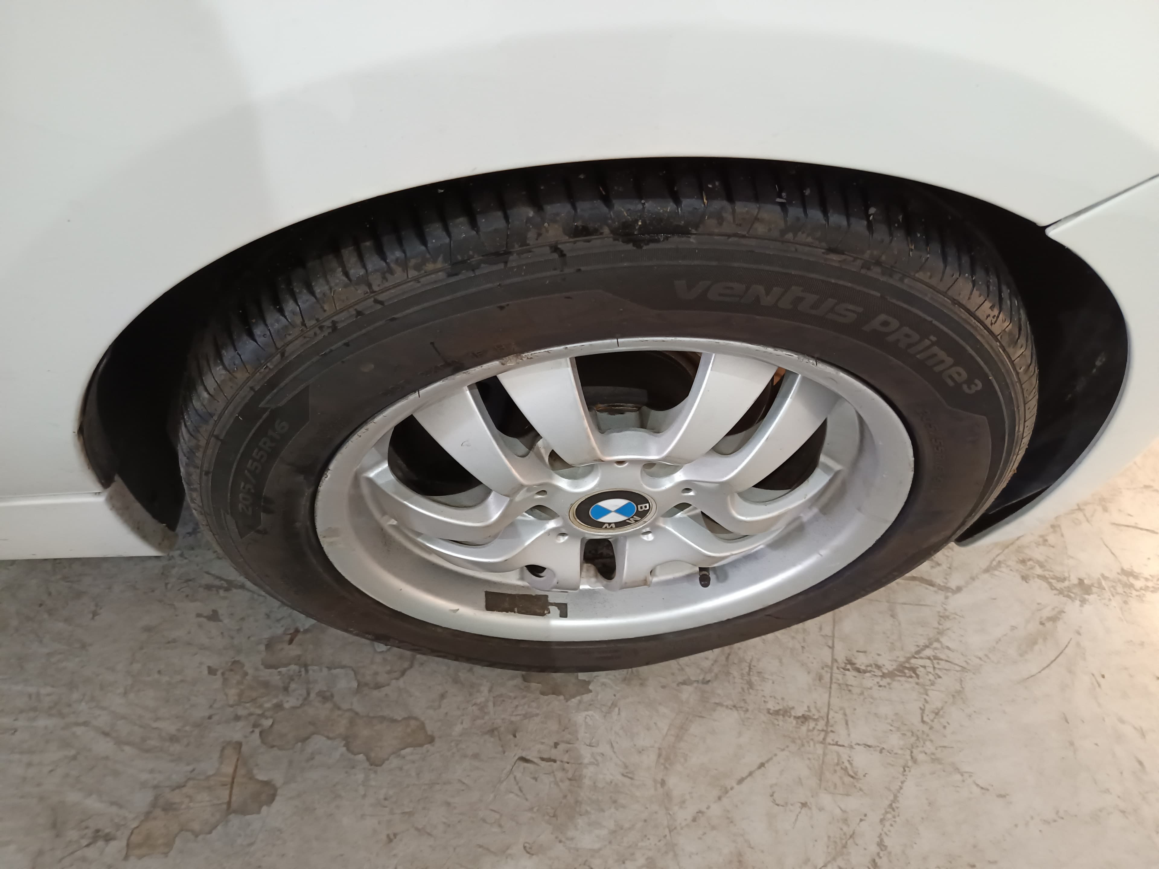BMW 118D · Ano 2011 — imagen 12