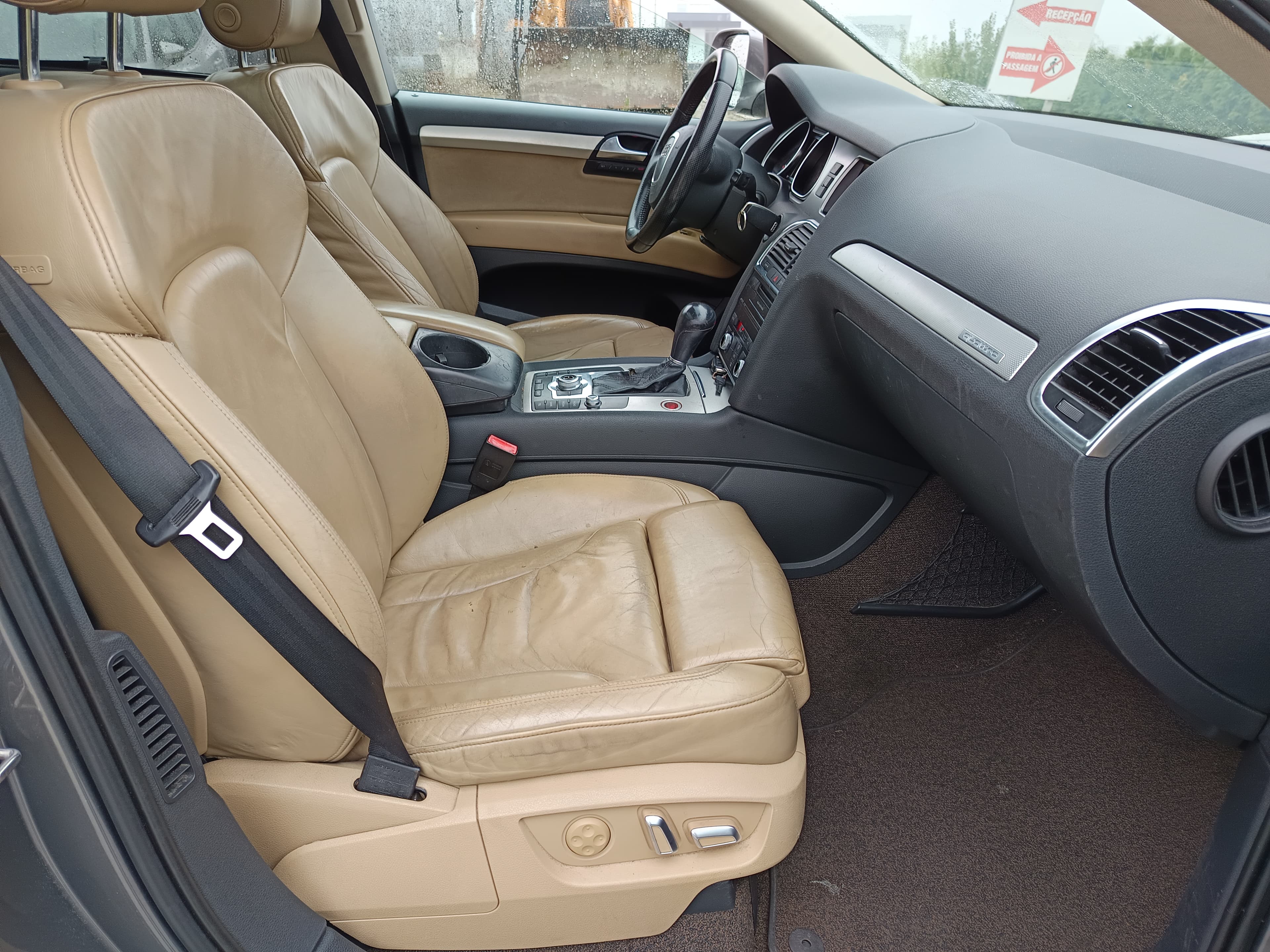 Audi Q7 · Ano 2010 — imagem 42