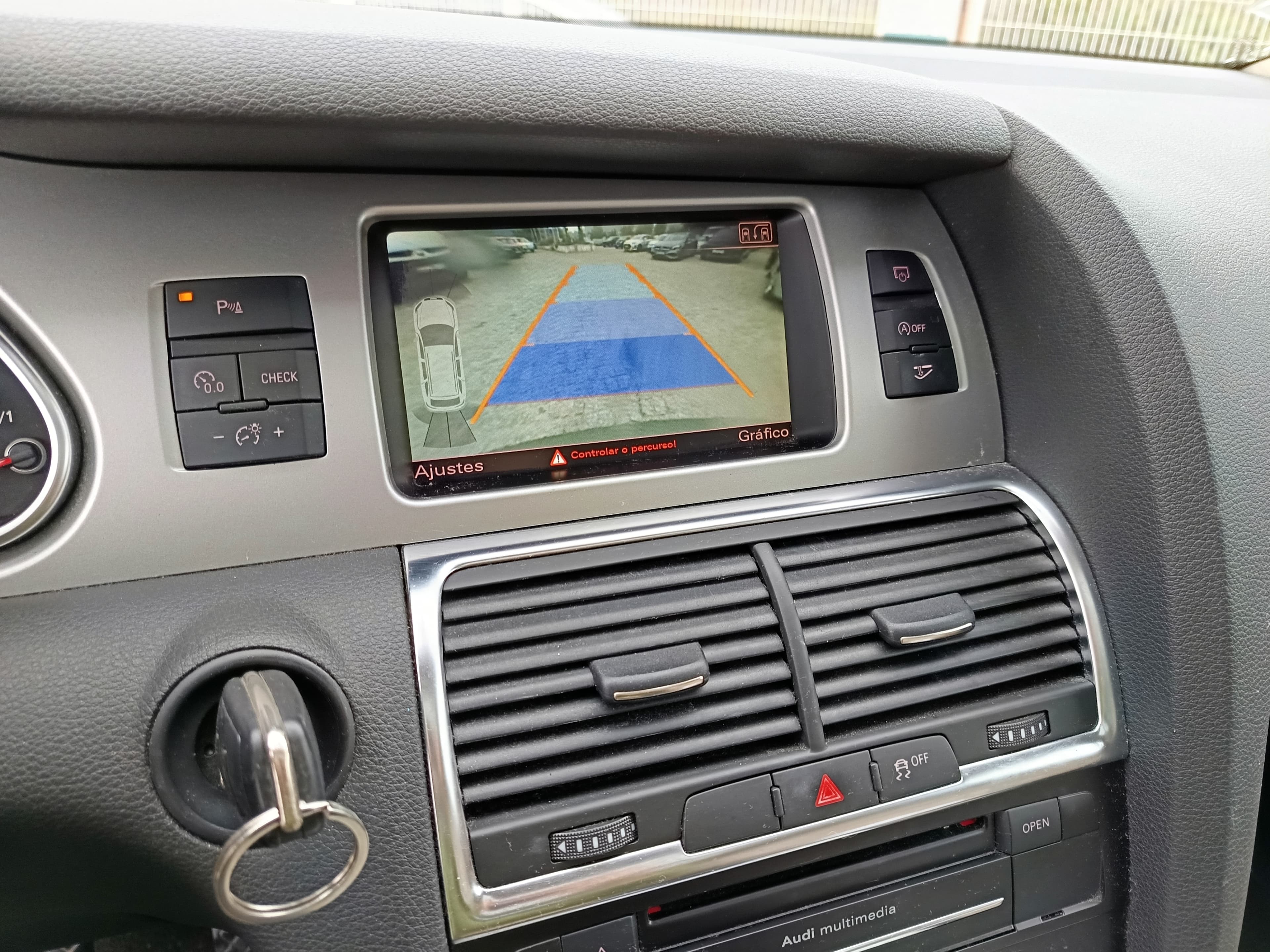 Audi Q7 · Ano 2010 — imagem 67