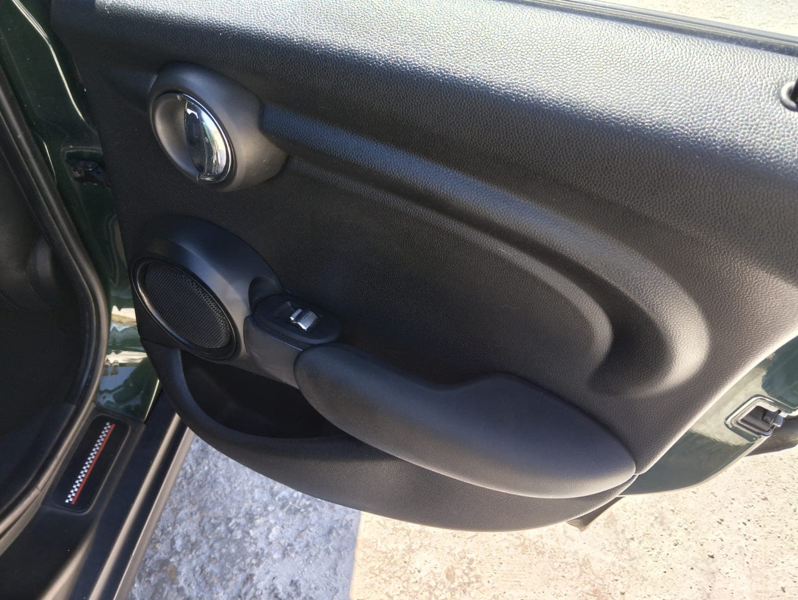 Mini Cooper One D · Ano 2017 — image 26