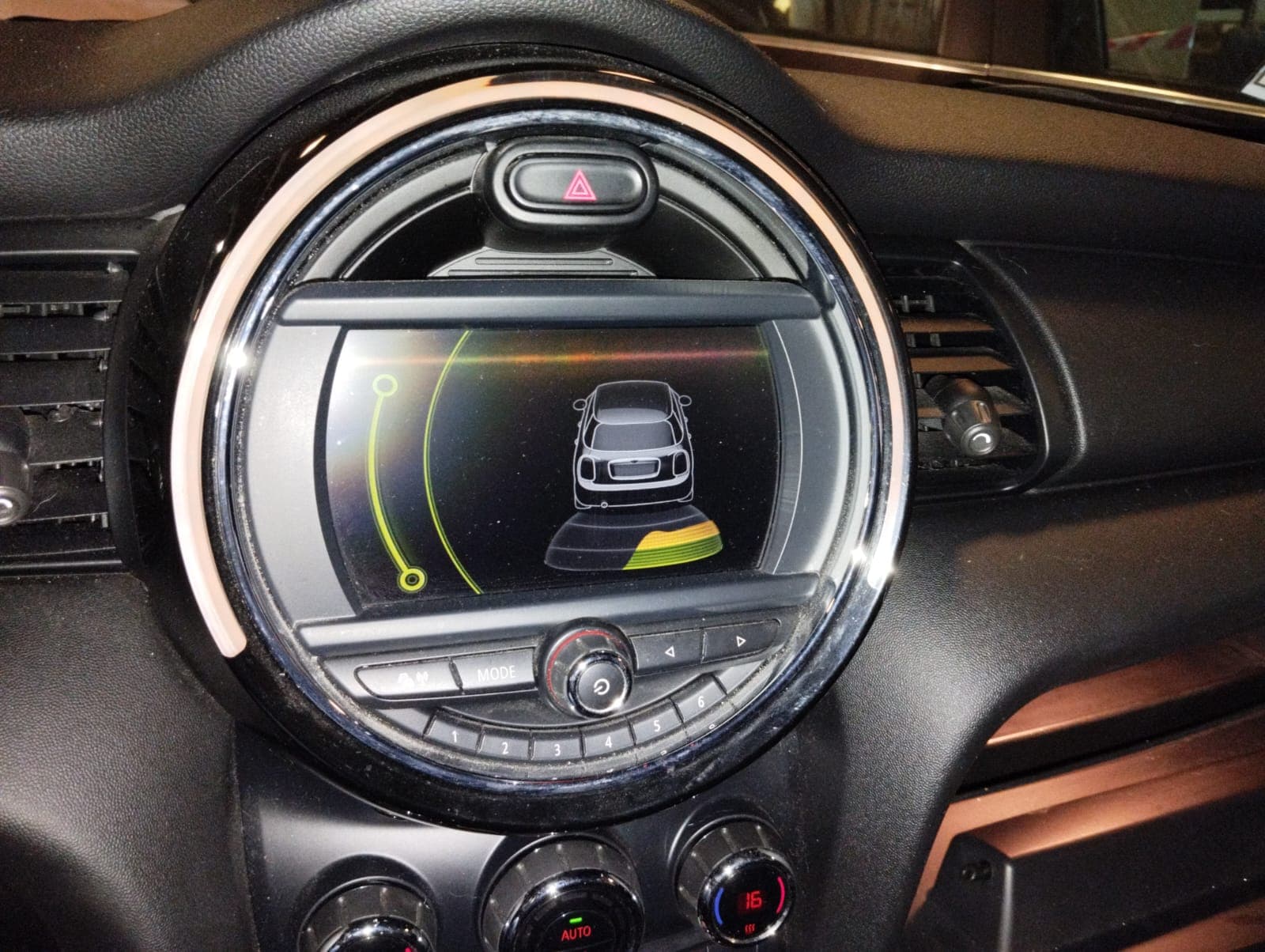 Mini Cooper One D · Ano 2017 — image 20