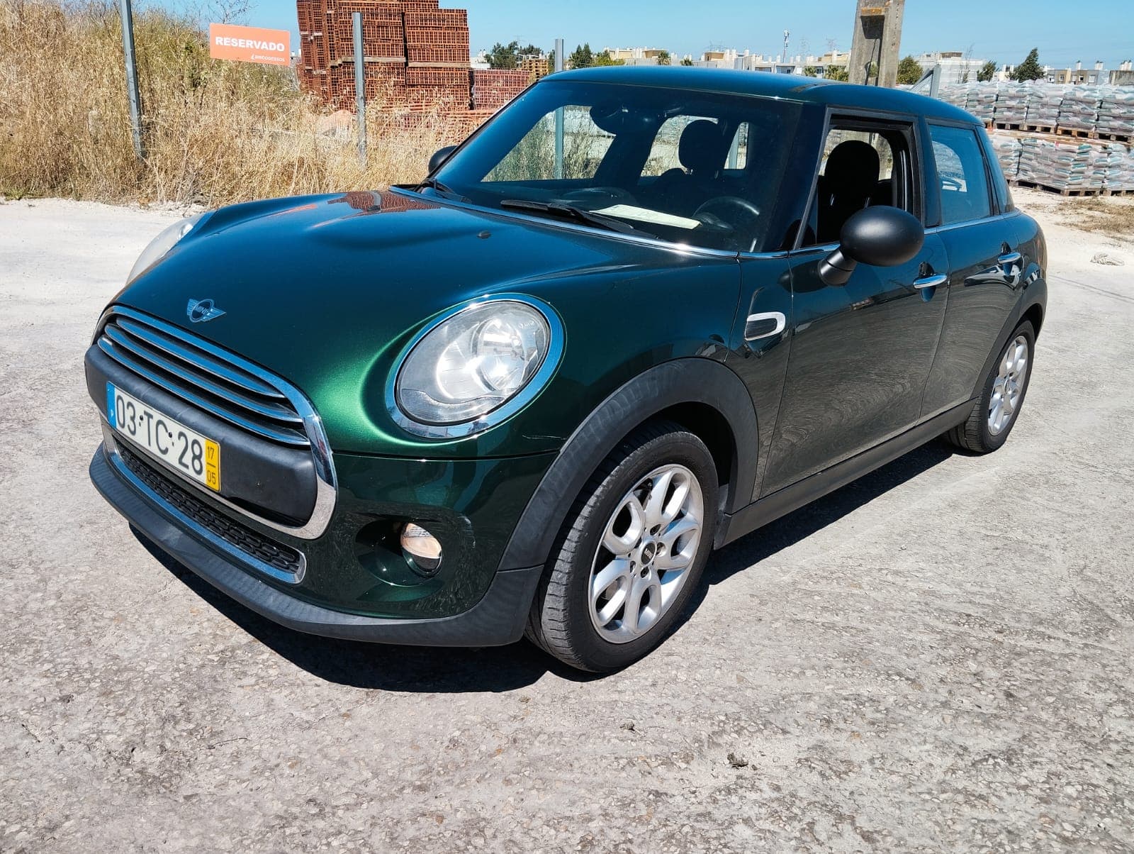 Mini Cooper One D · Ano 2017 — image 2