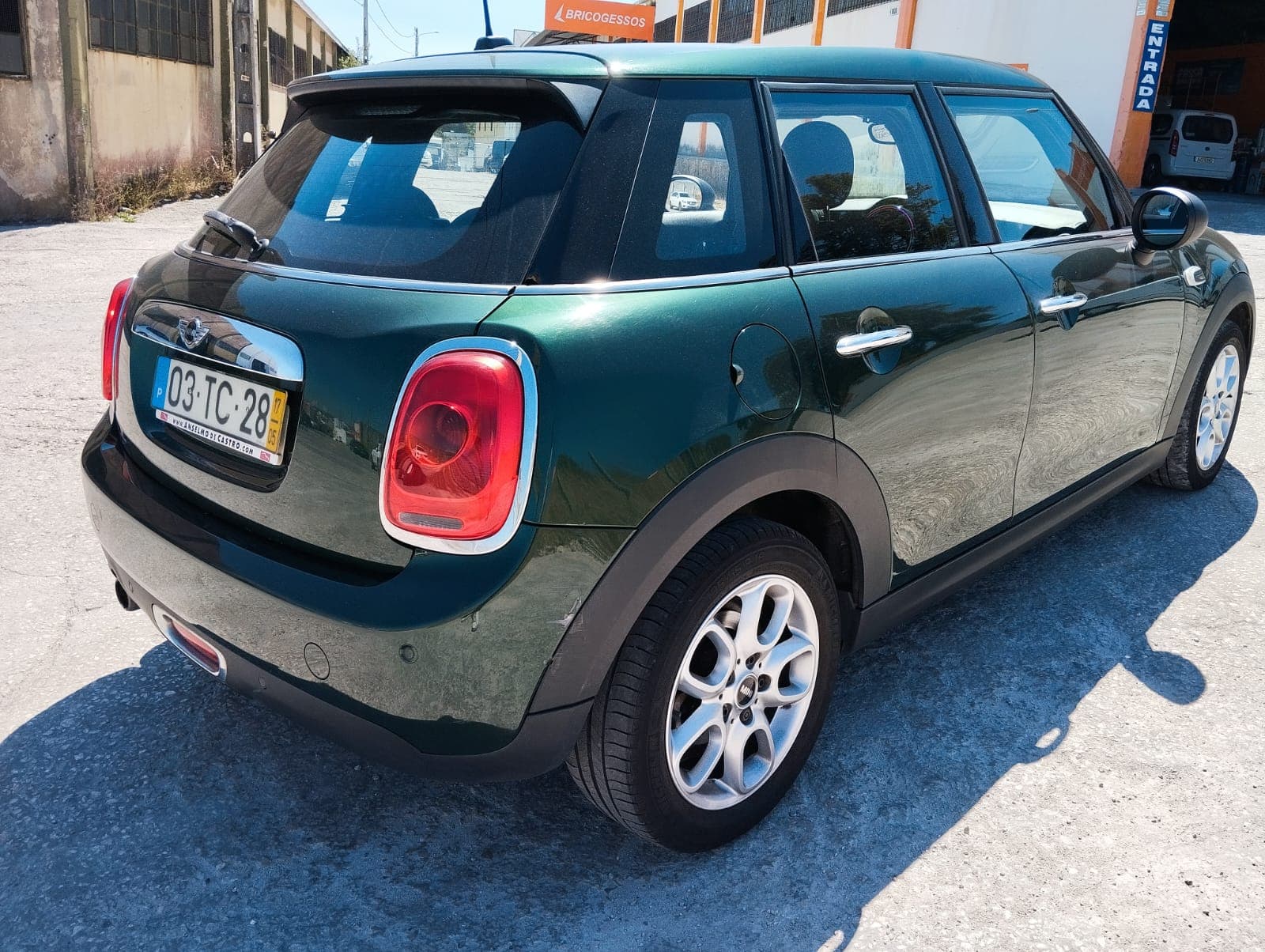 Mini Cooper One D · Ano 2017 — image 5