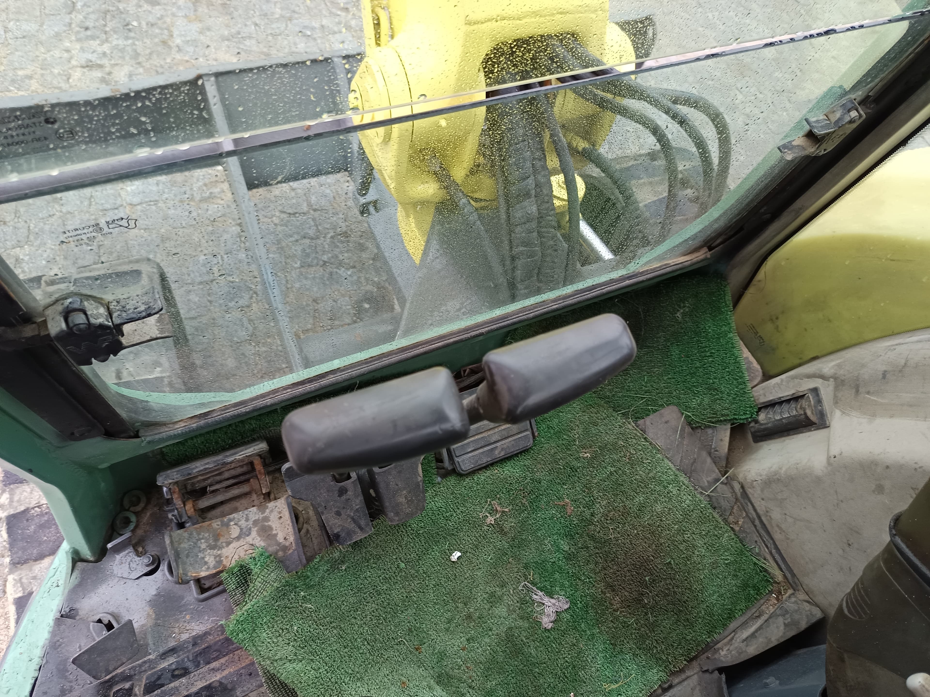 Mini Giratória Yanmar — imagen 11