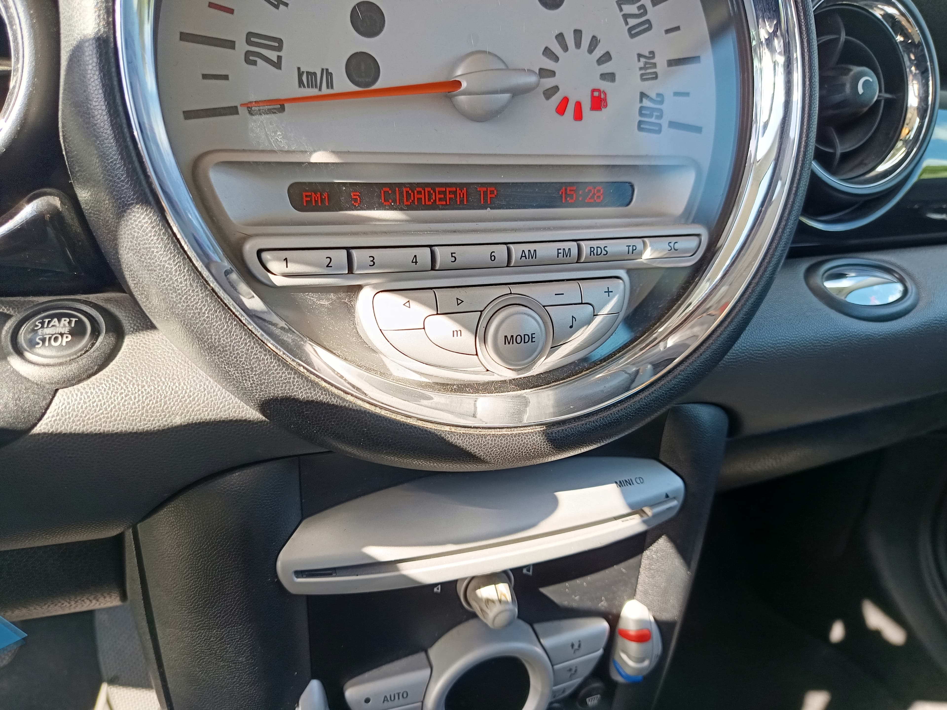 Mini Cooper D · Ano 2010 — imagen 28