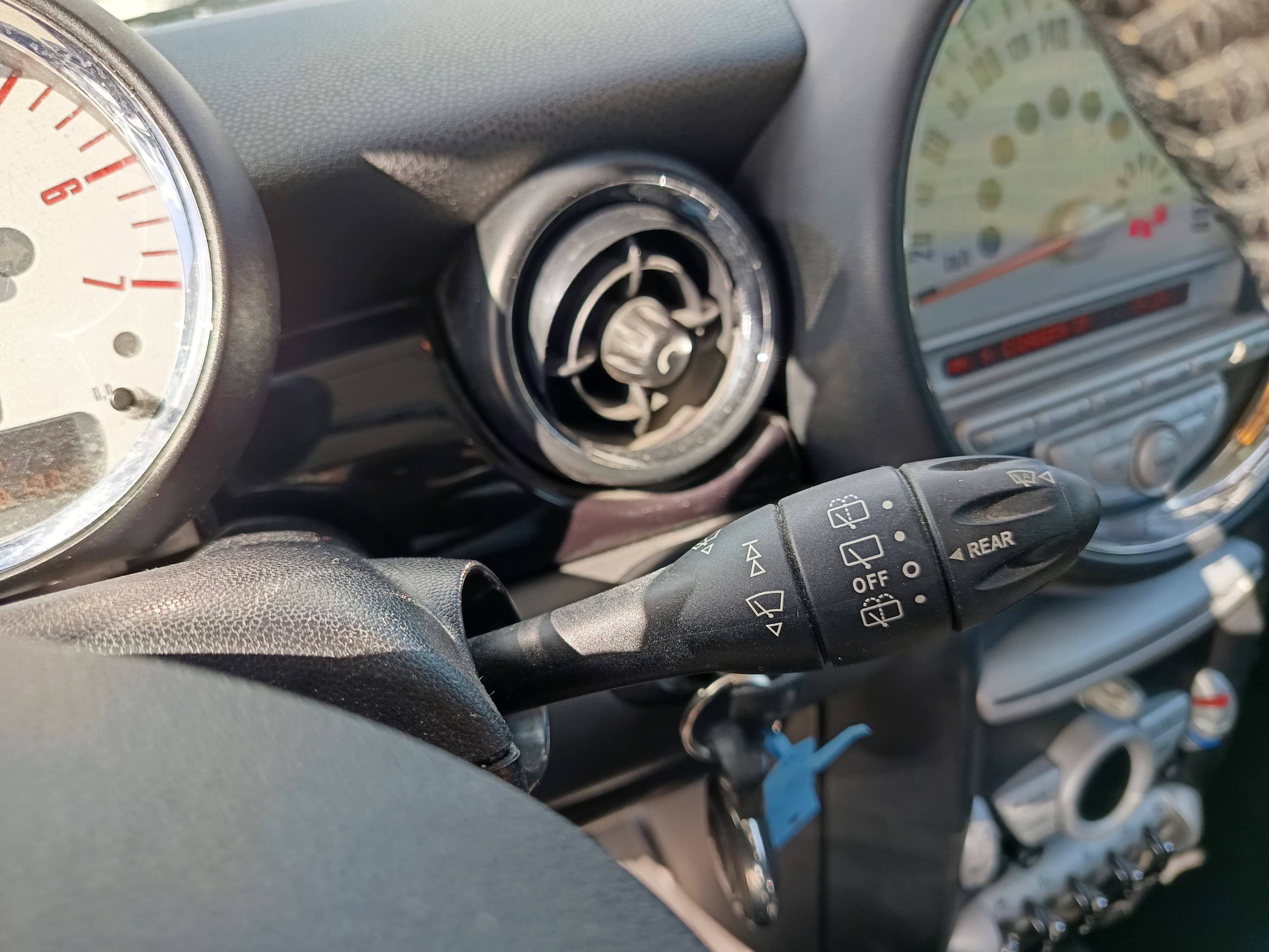 Mini Cooper D · Ano 2010 — imagen 34