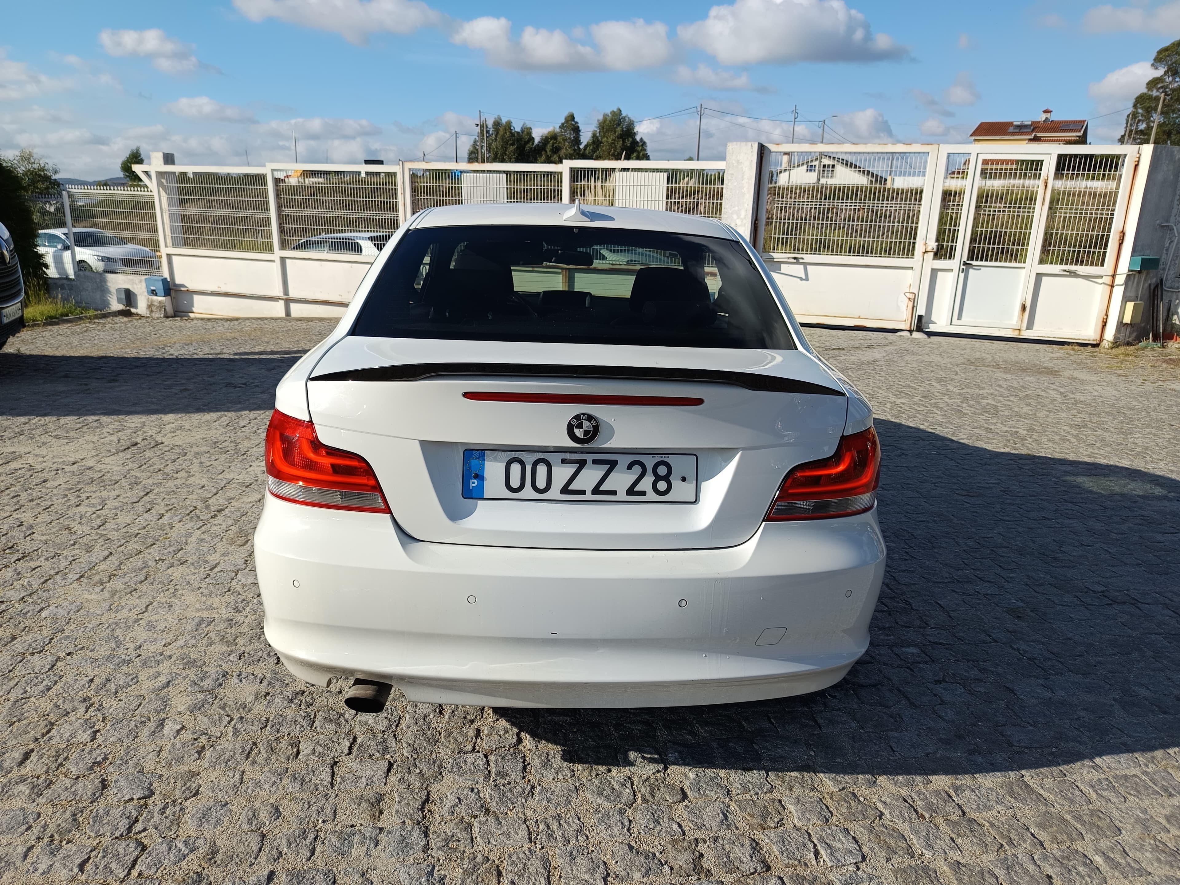 BMW 118d · Ano 2012 — imagem 5
