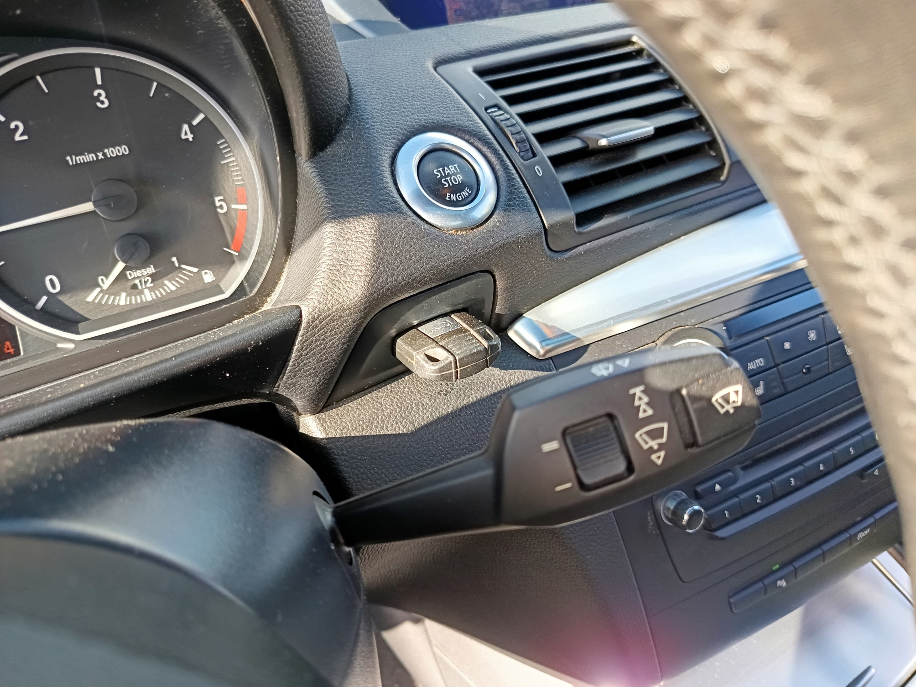 BMW 118d · Ano 2012 — imagem 39