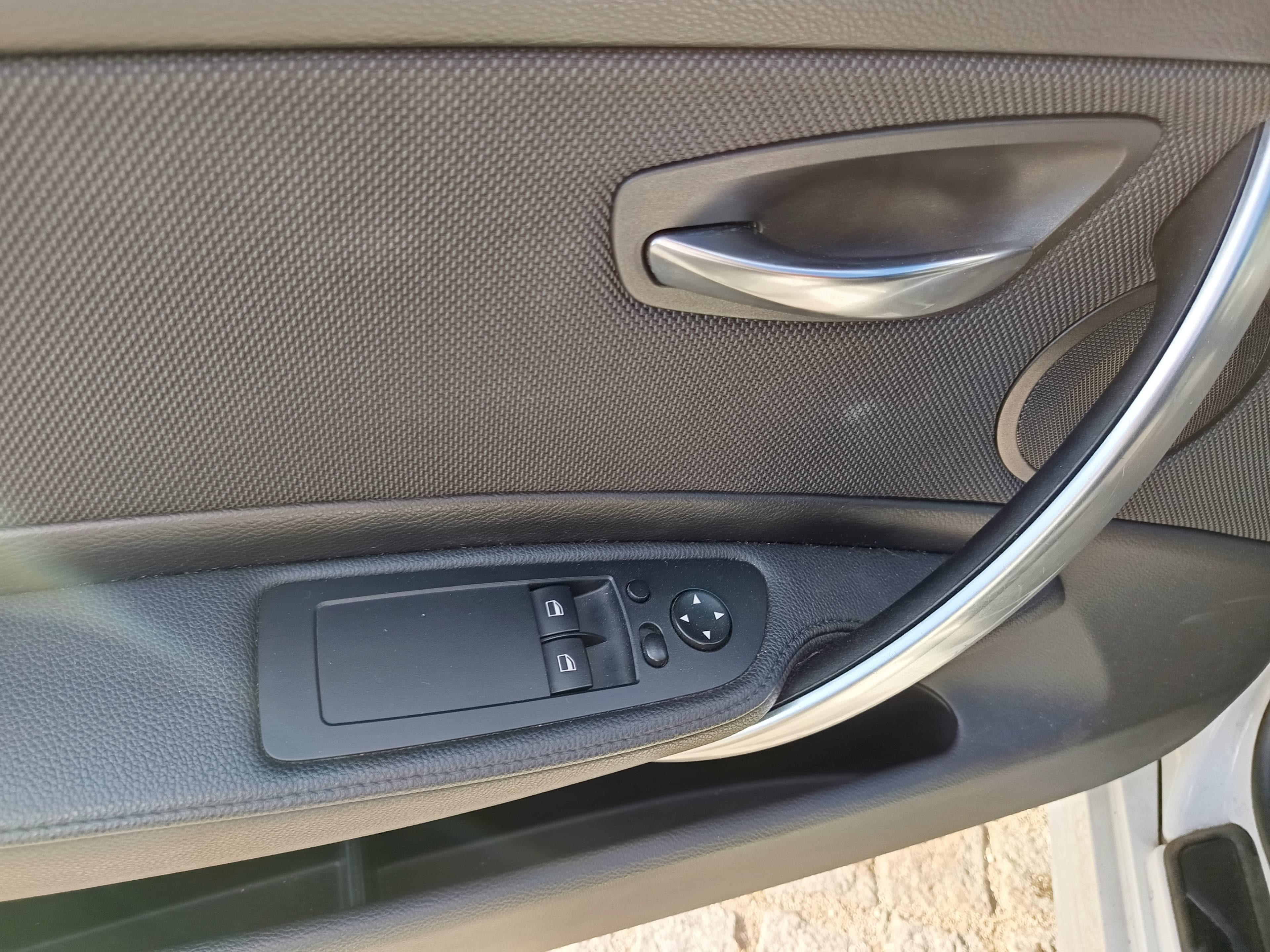 BMW 118d · Ano 2012 — imagem 25