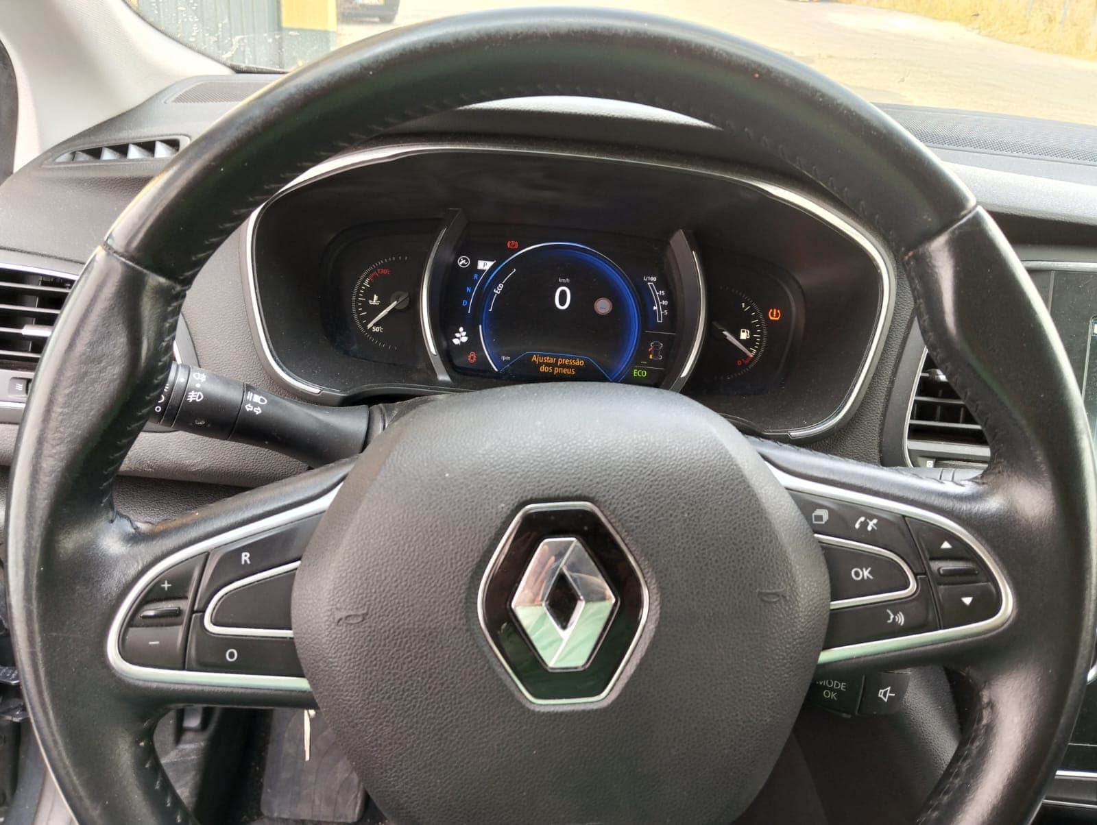 Renault Mégane · Ano 2018 — image 24