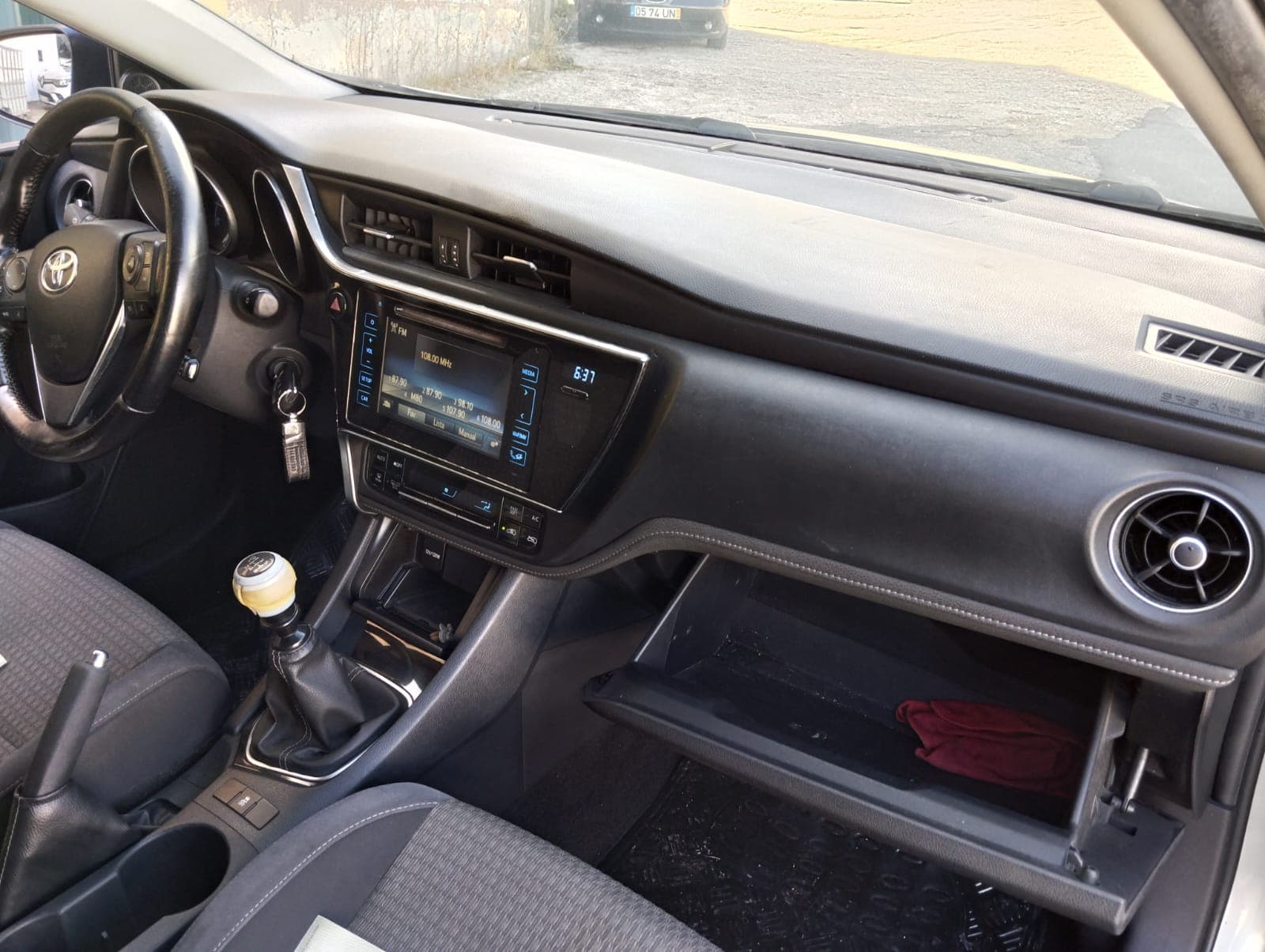Toyota Auris · Ano 2017 — image 9
