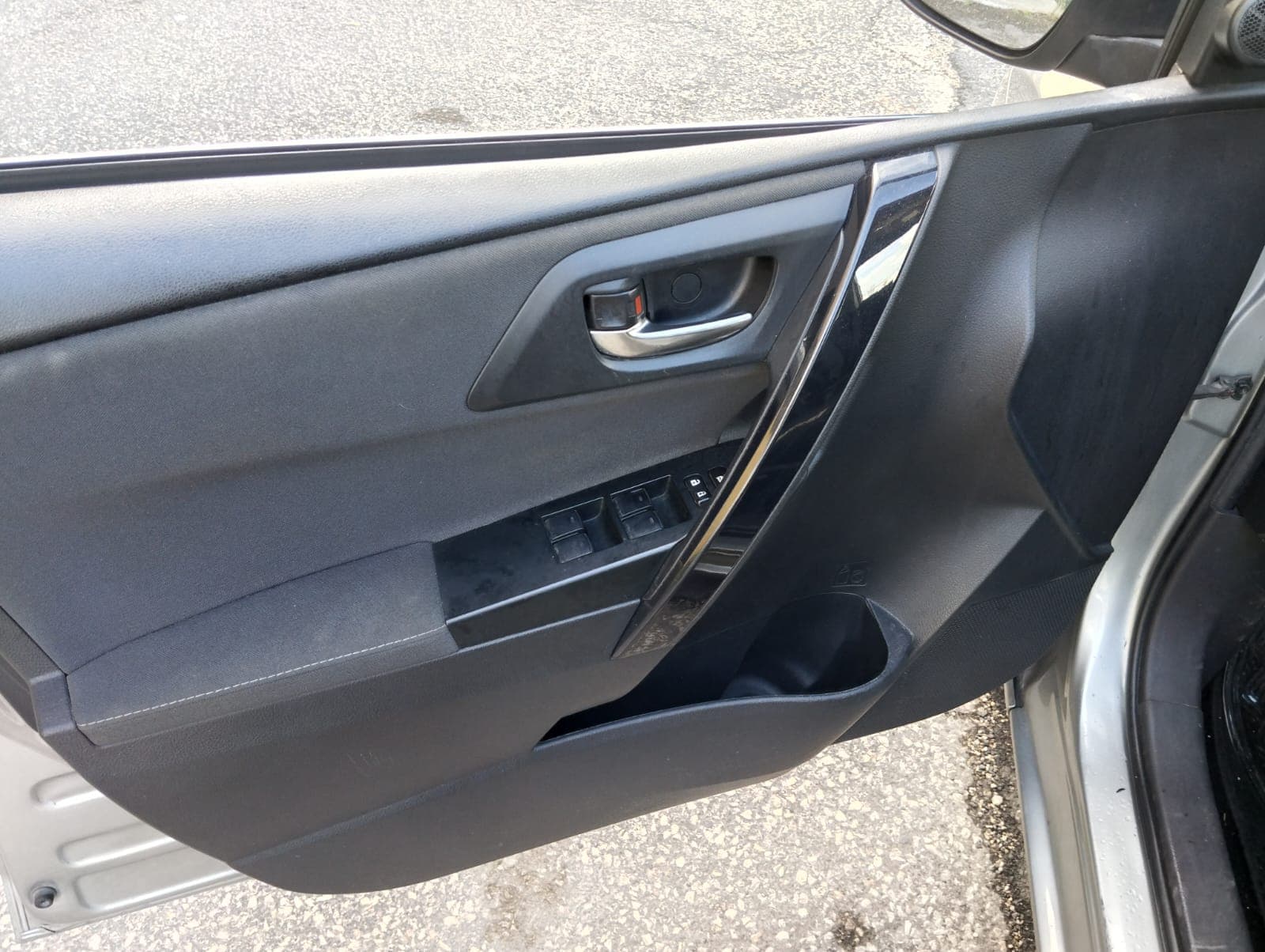 Toyota Auris · Ano 2017 — image 22
