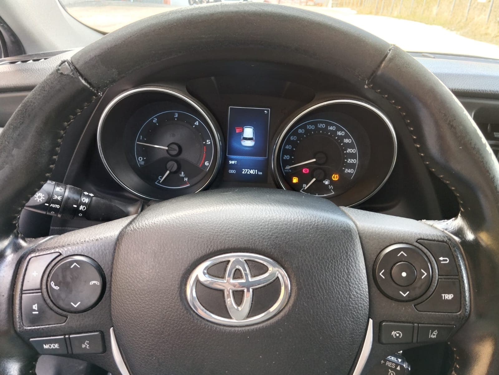 Toyota Auris · Ano 2017 — image 29
