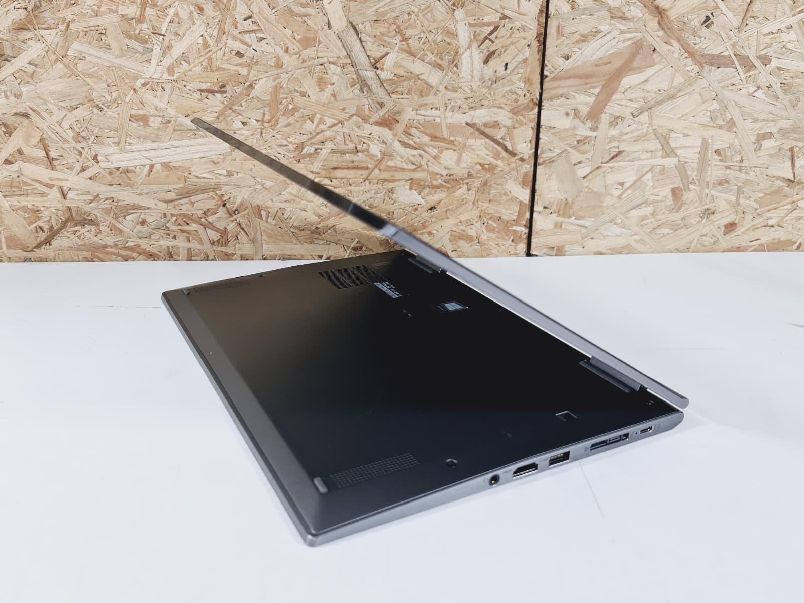 Lenovo ThinkPad X1 Yoga G4 — imagen 5