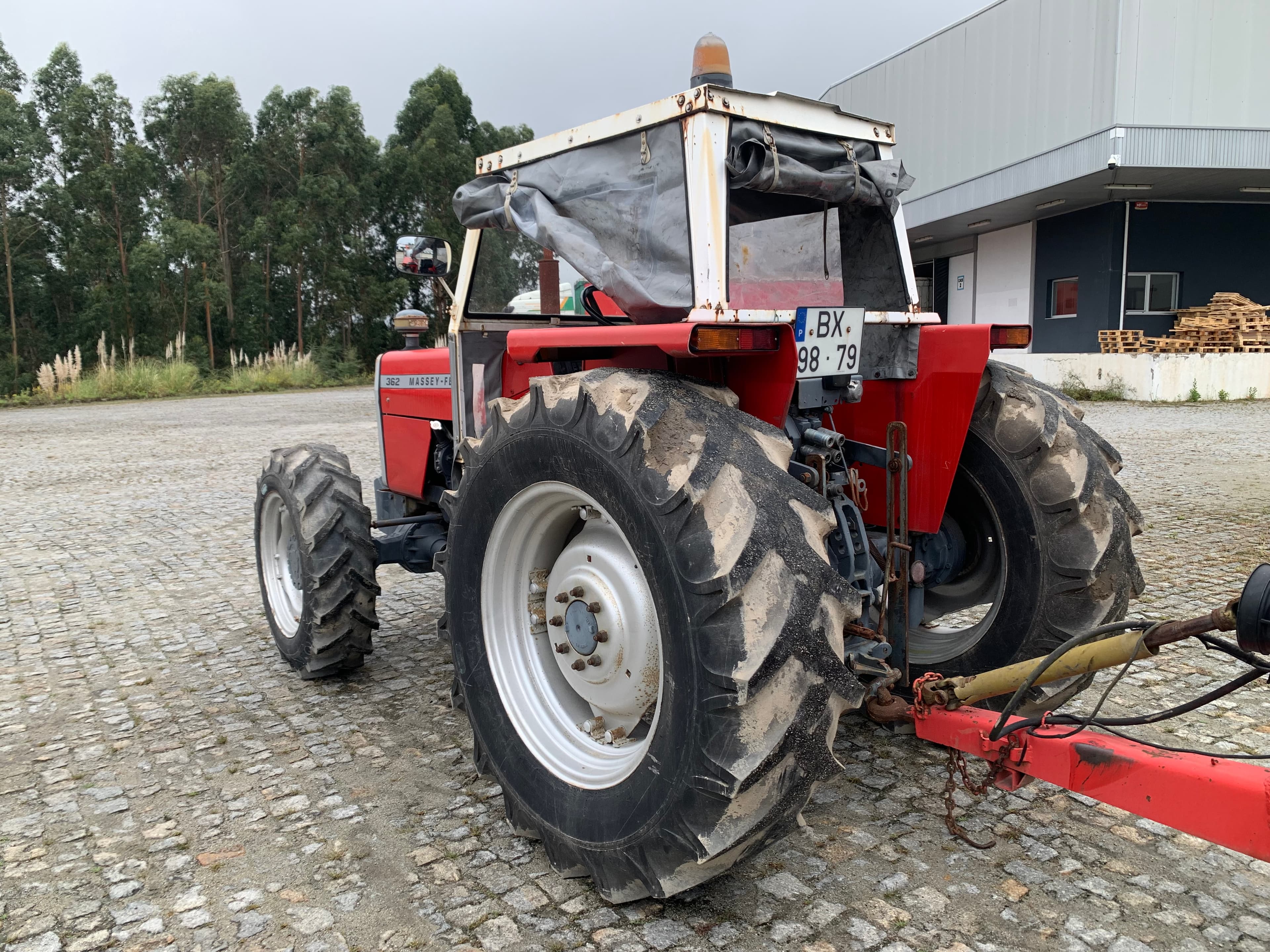 Trator Agrícola Massey Ferguson — imagen 3