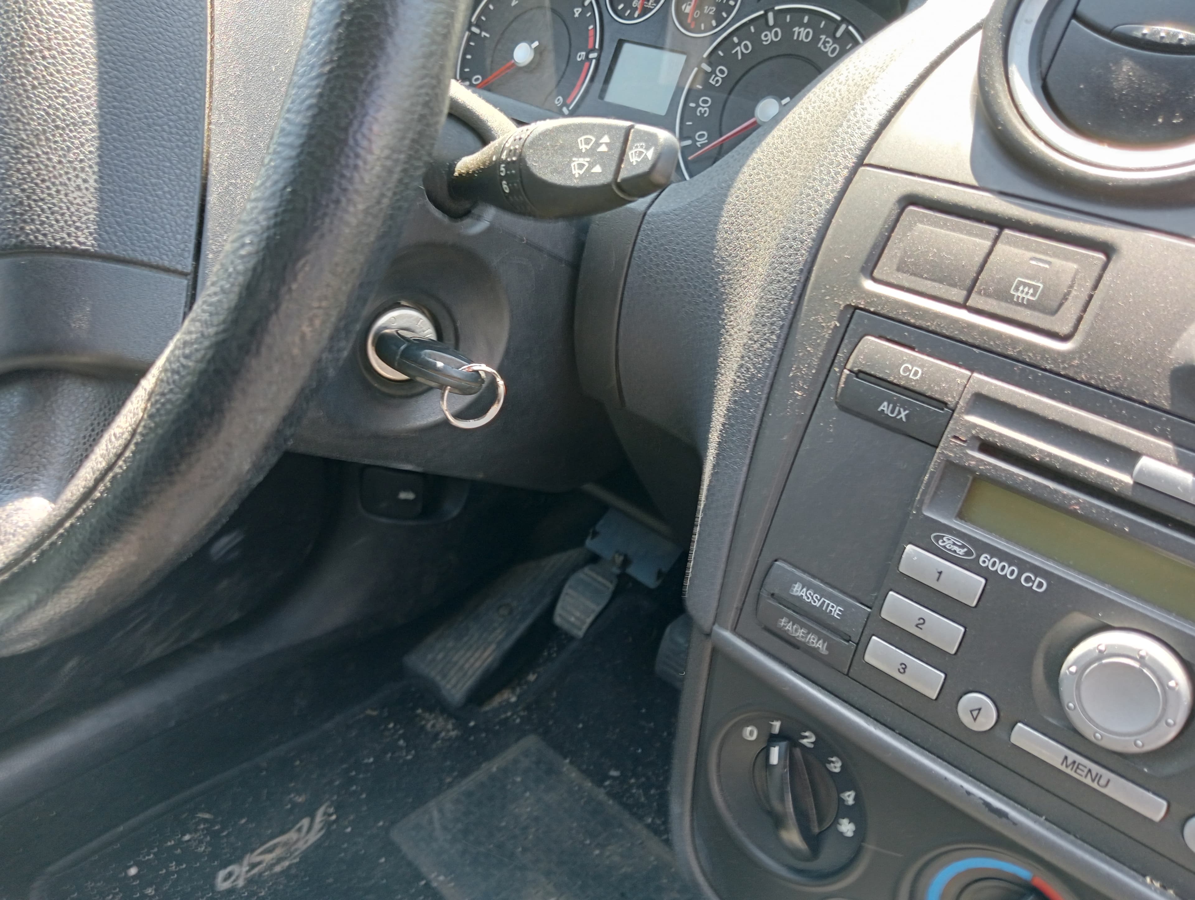 Ford Fiesta — image 8