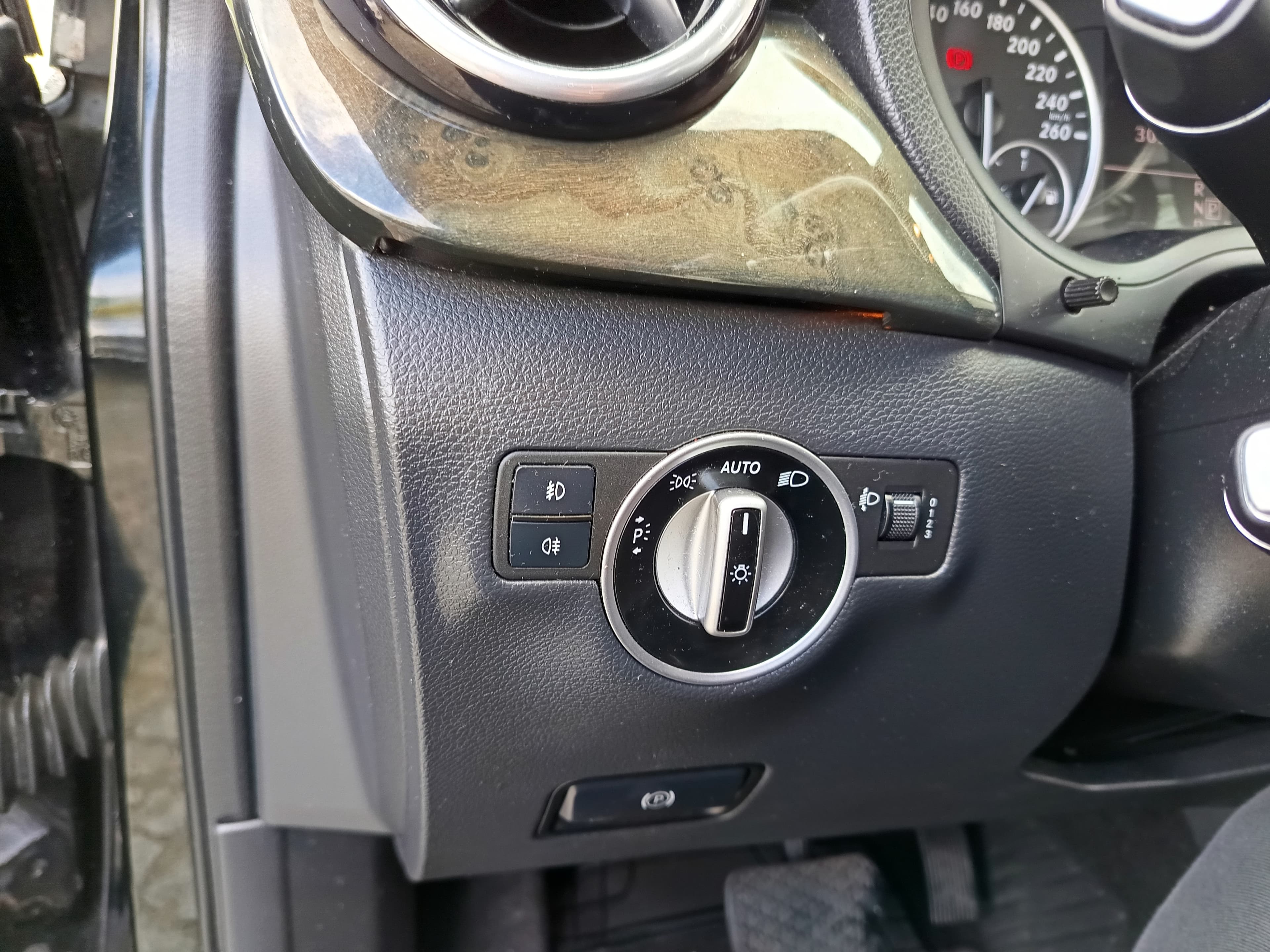 Mercedes-Benz B180 CDI · Ano 2012 — imagem 41