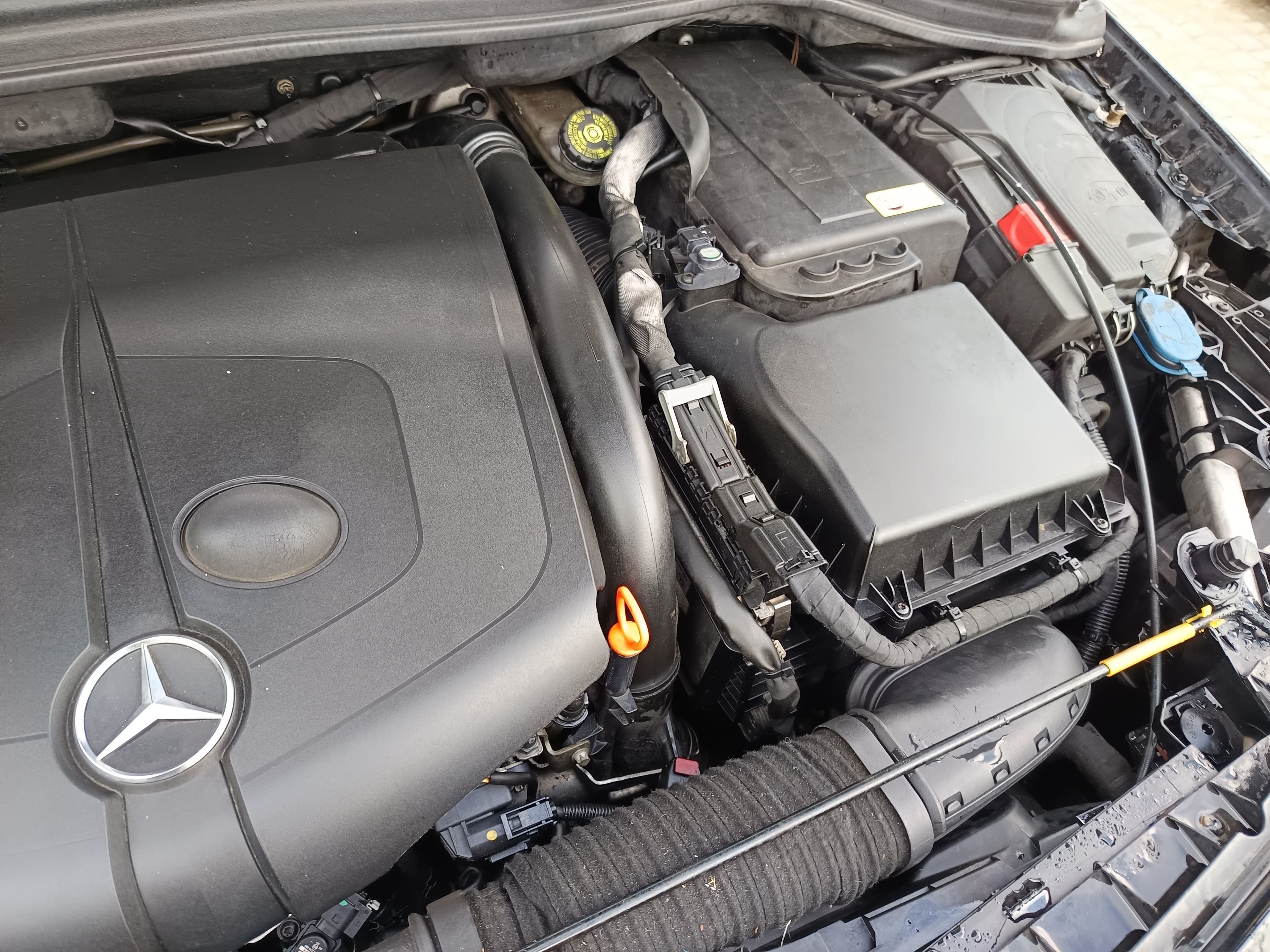 Mercedes-Benz B180 CDI · Ano 2012 — imagem 15