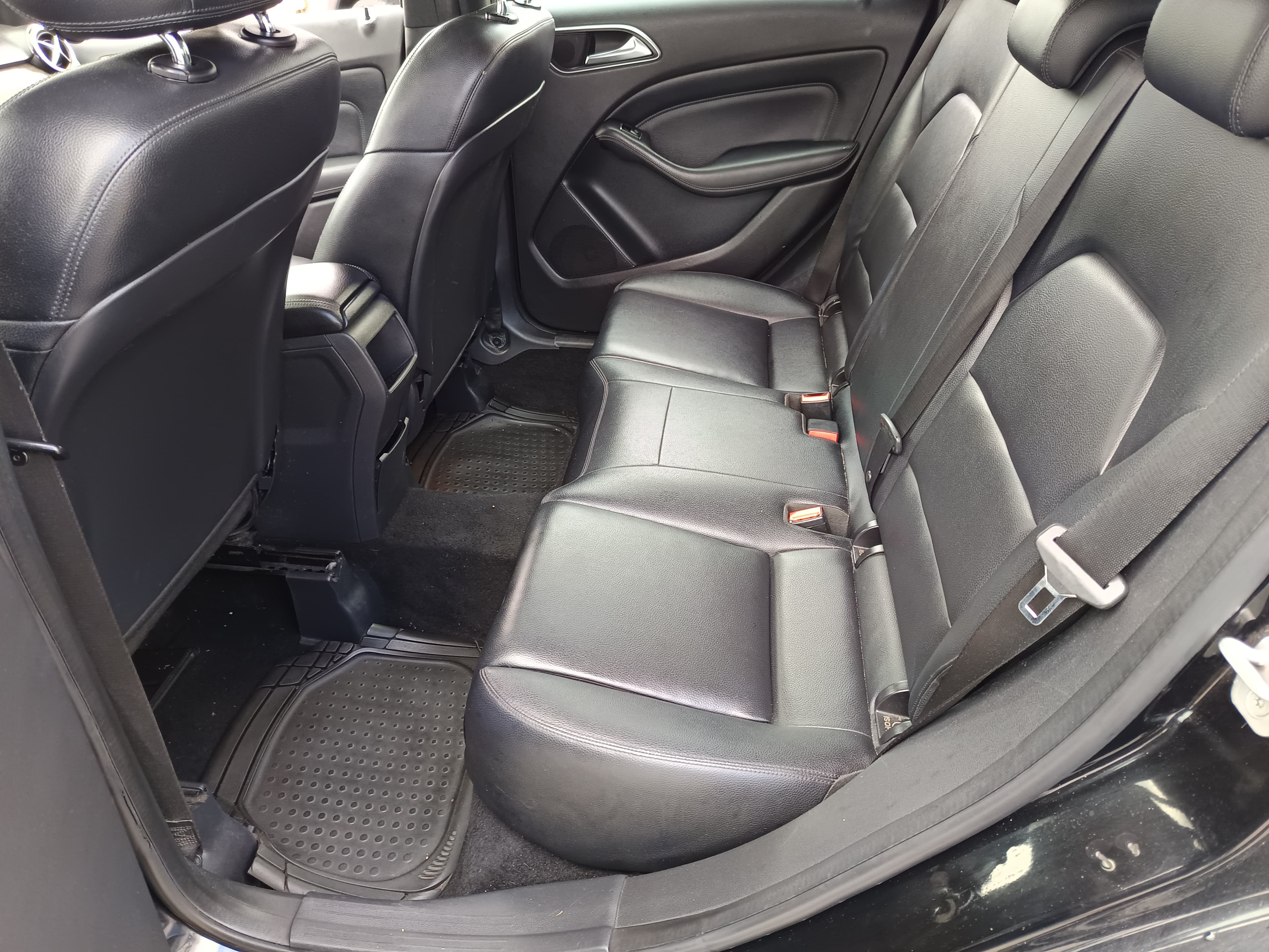 Mercedes-Benz B180 CDI · Ano 2012 — imagem 26