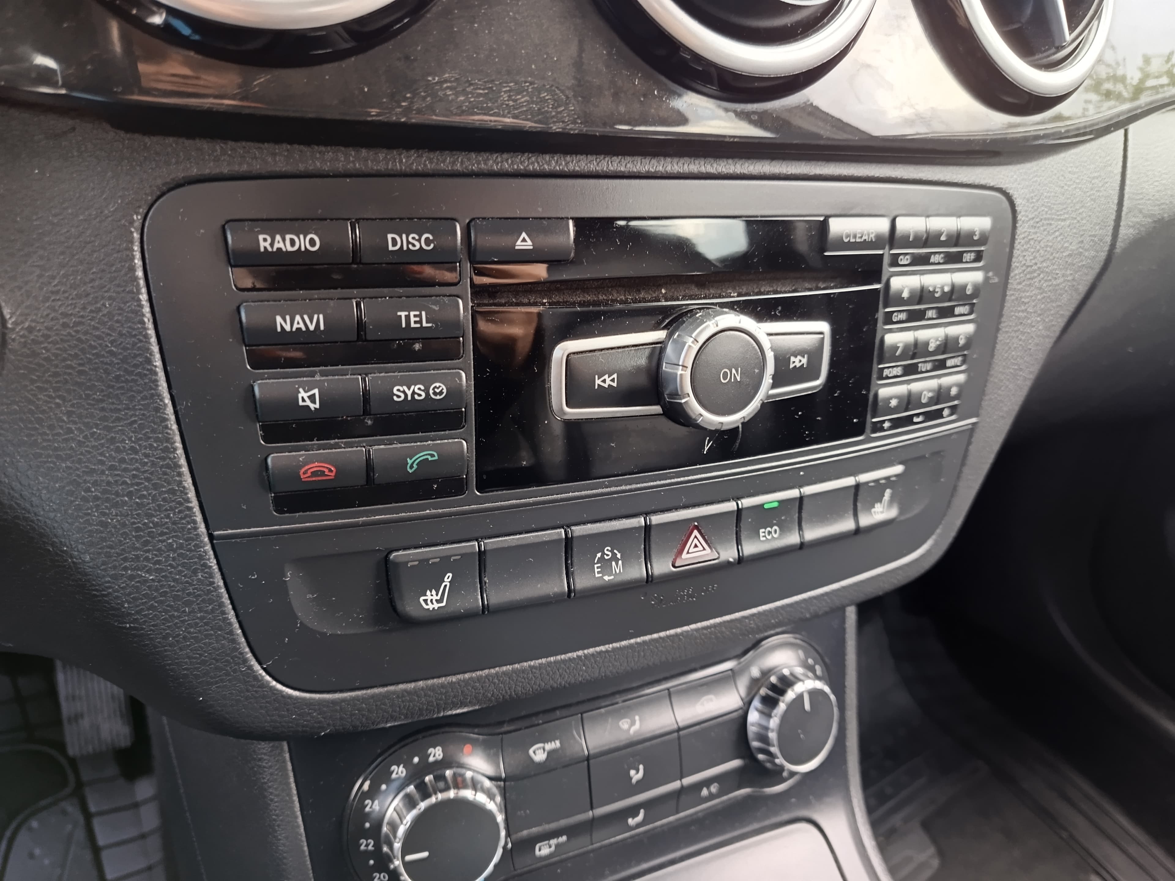 Mercedes-Benz B180 CDI · Ano 2012 — imagem 34