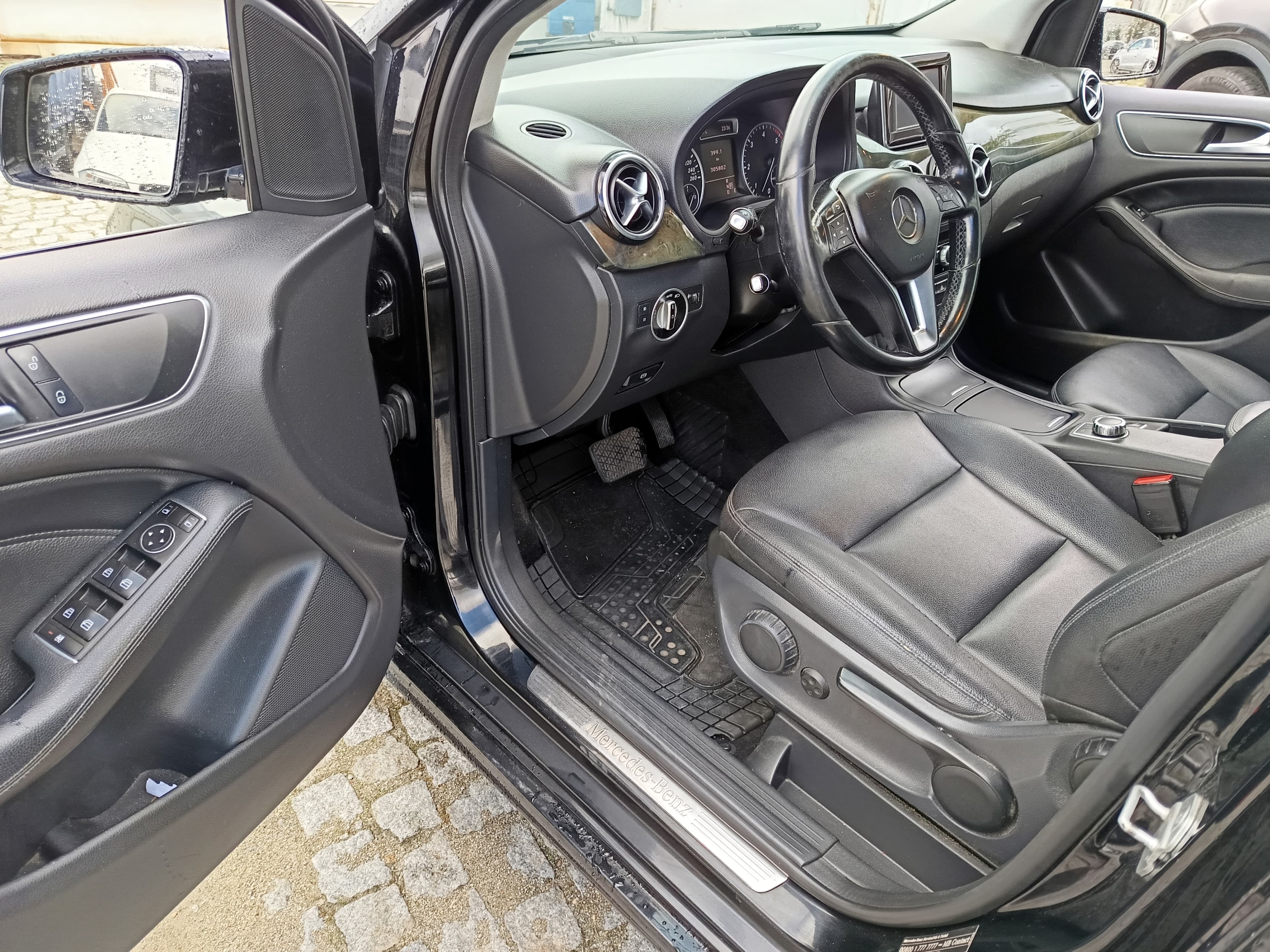 Mercedes-Benz B180 CDI · Ano 2012 — imagem 27