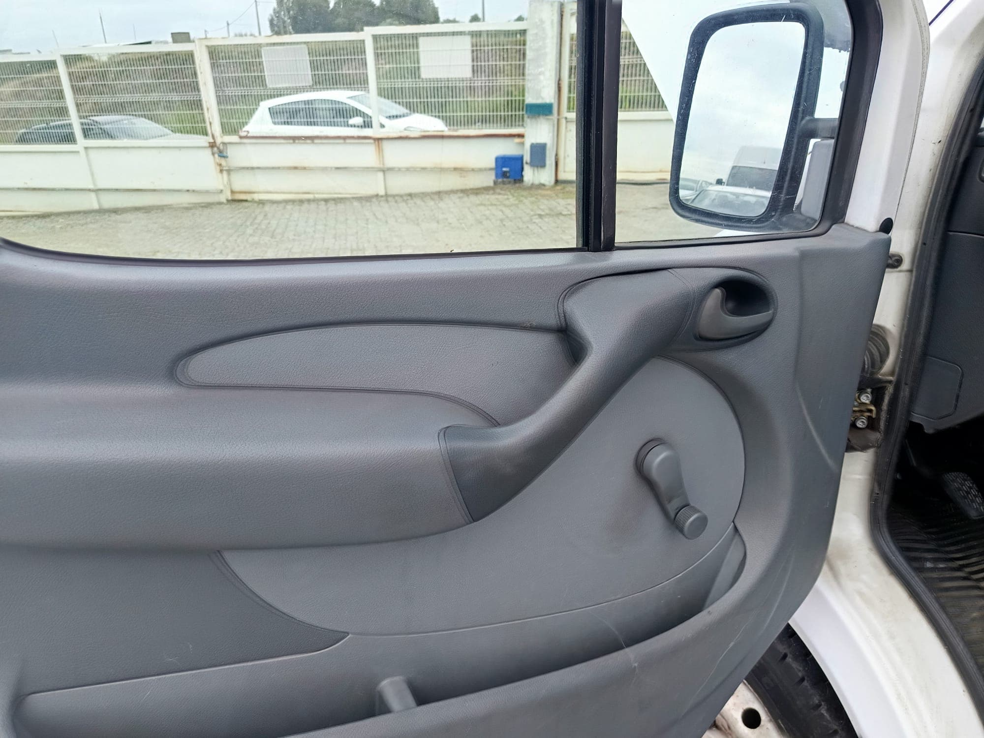 Mercedes-Benz Sprinter · Ano 2004 — imagem 31