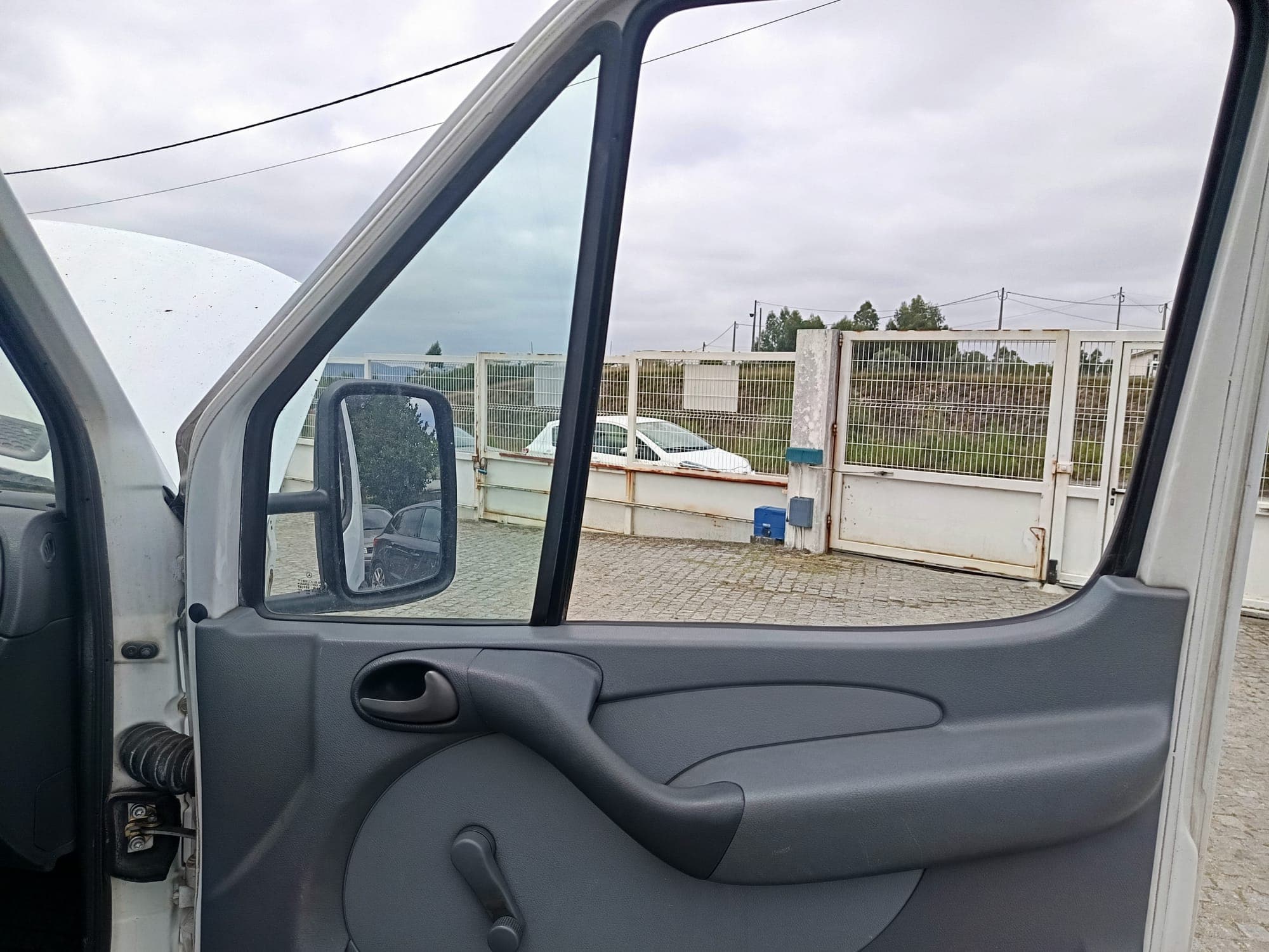 Mercedes-Benz Sprinter · Ano 2004 — imagem 44