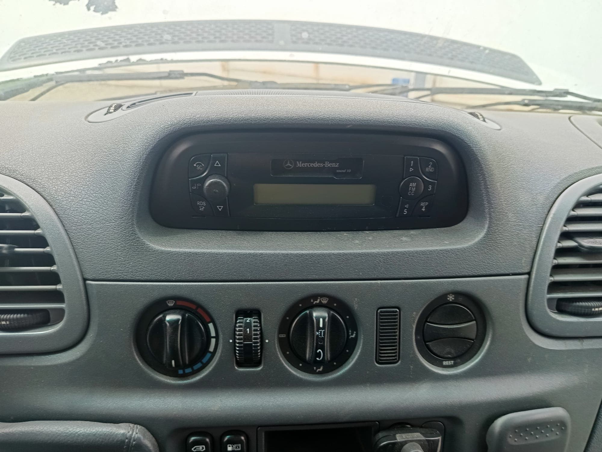 Mercedes-Benz Sprinter · Ano 2004 — imagem 41