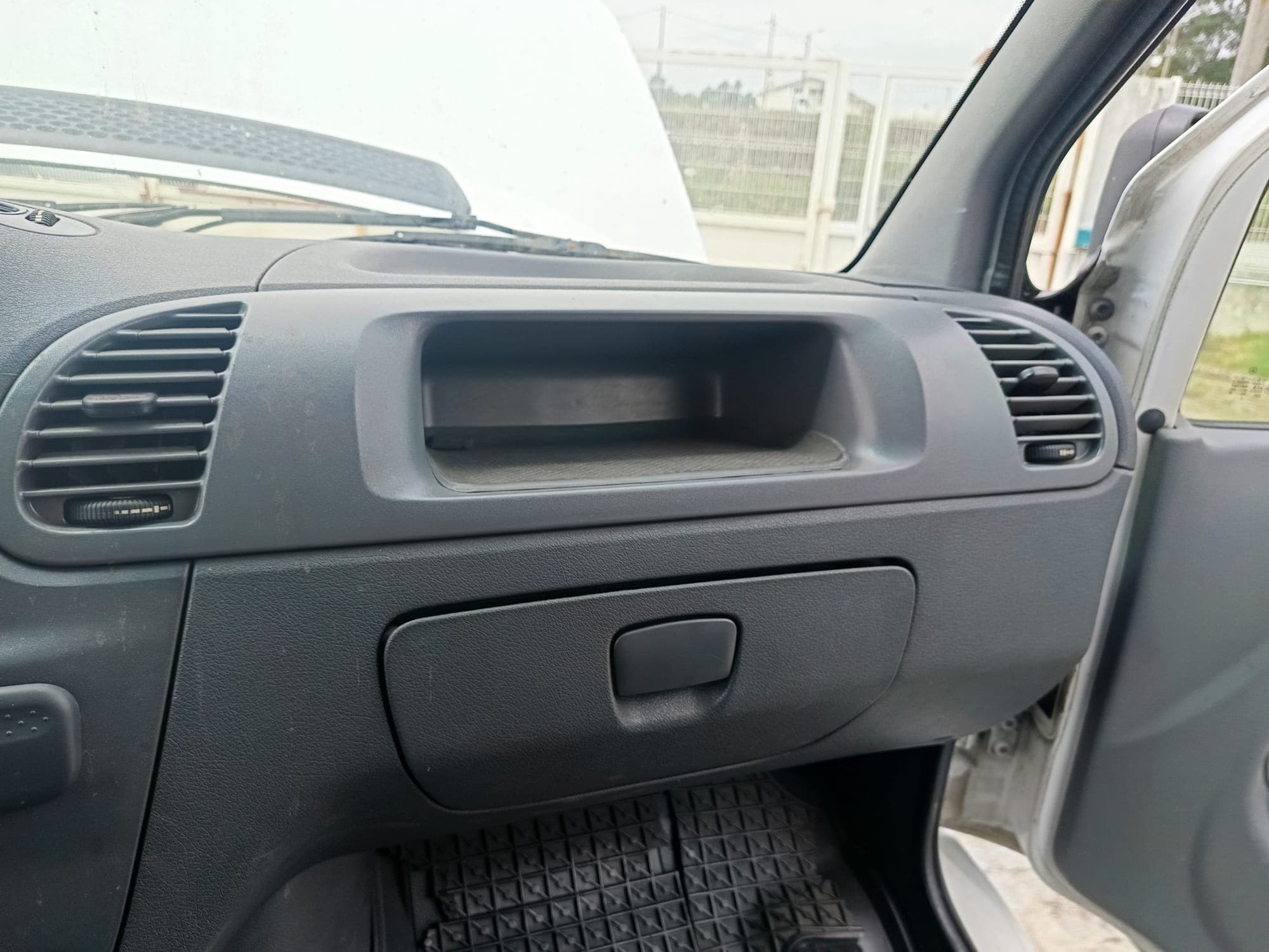 Mercedes-Benz Sprinter · Ano 2004 — imagem 22