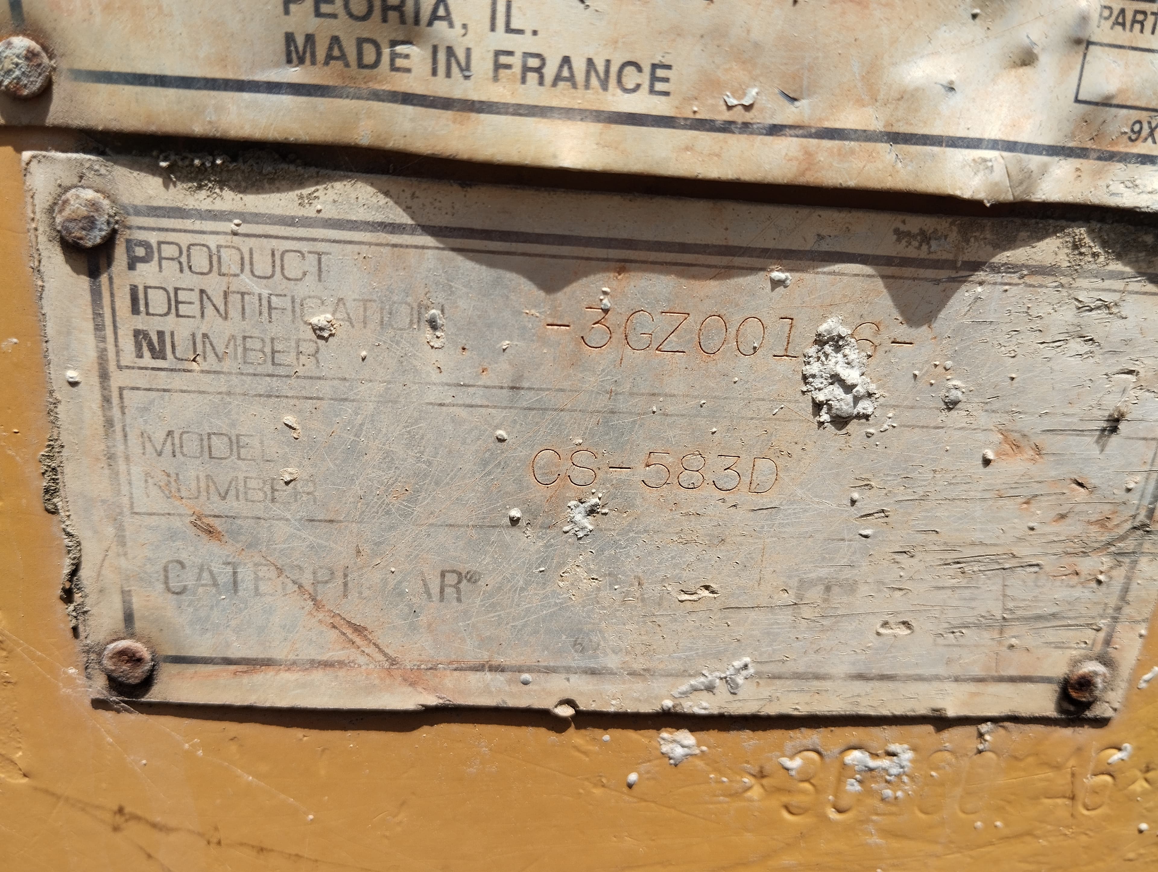 Cilindro Auto-Prop. Vibrador Solos 15 T Caterpillar CS 583 D — imagem 8