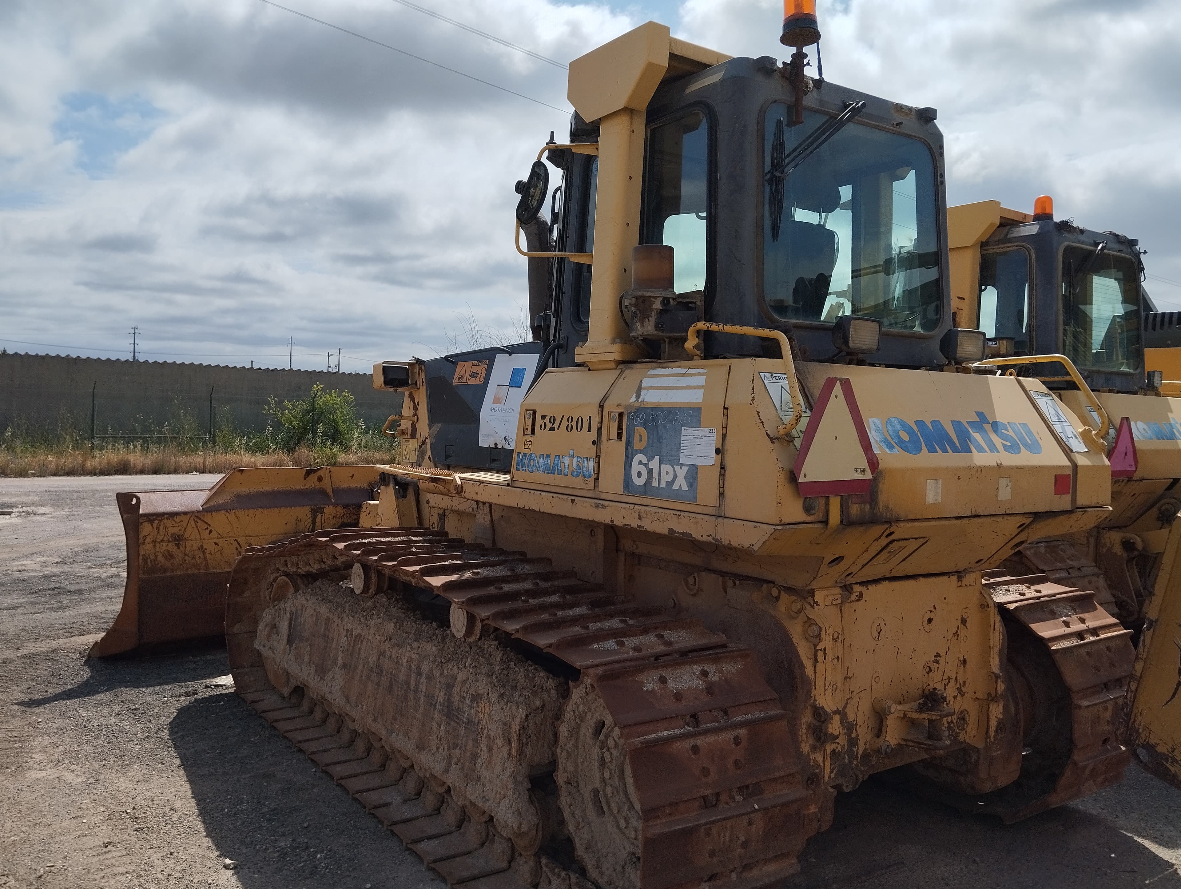 Trator de Rastos 20 T Komatsu D61 PX-15 — imagem 4