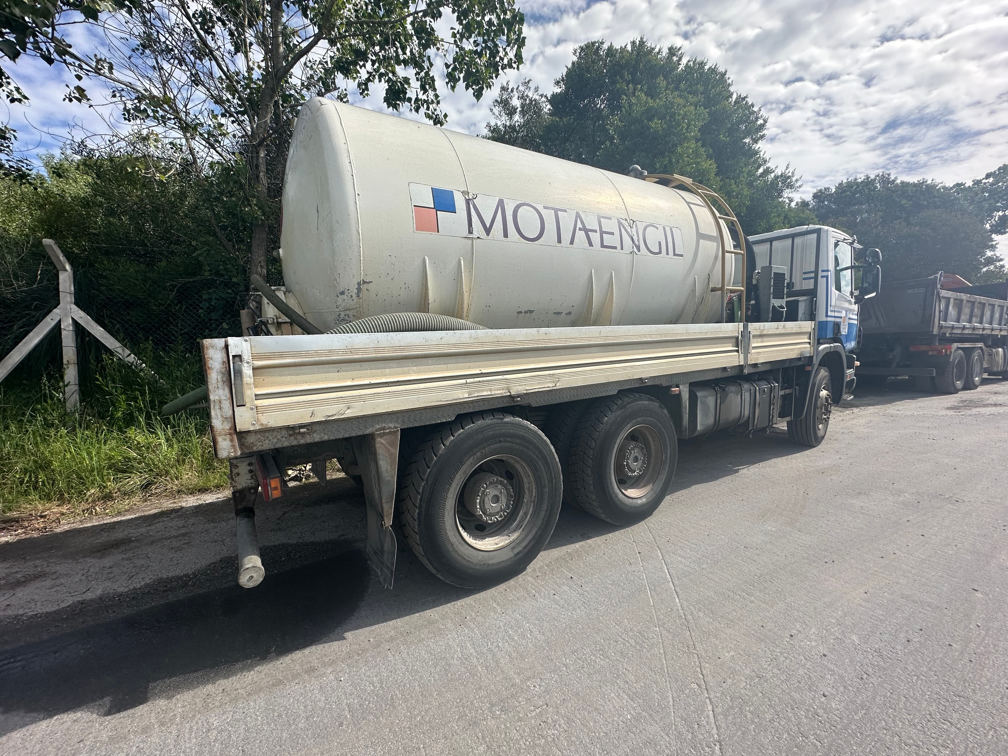 Autotanque de Água 12 m³ Scania P114 CB6x4 340 — imagem 5