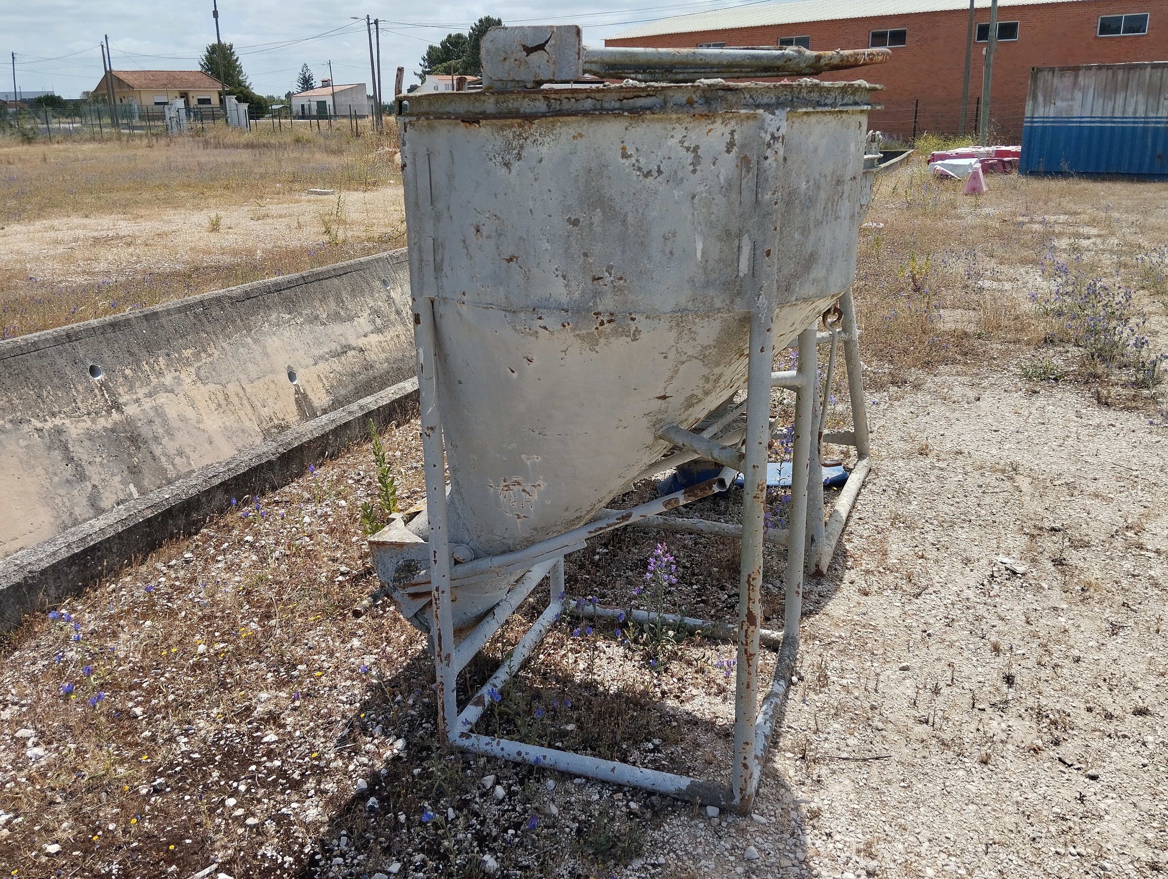 Balde de Descarga Lateral — image 2