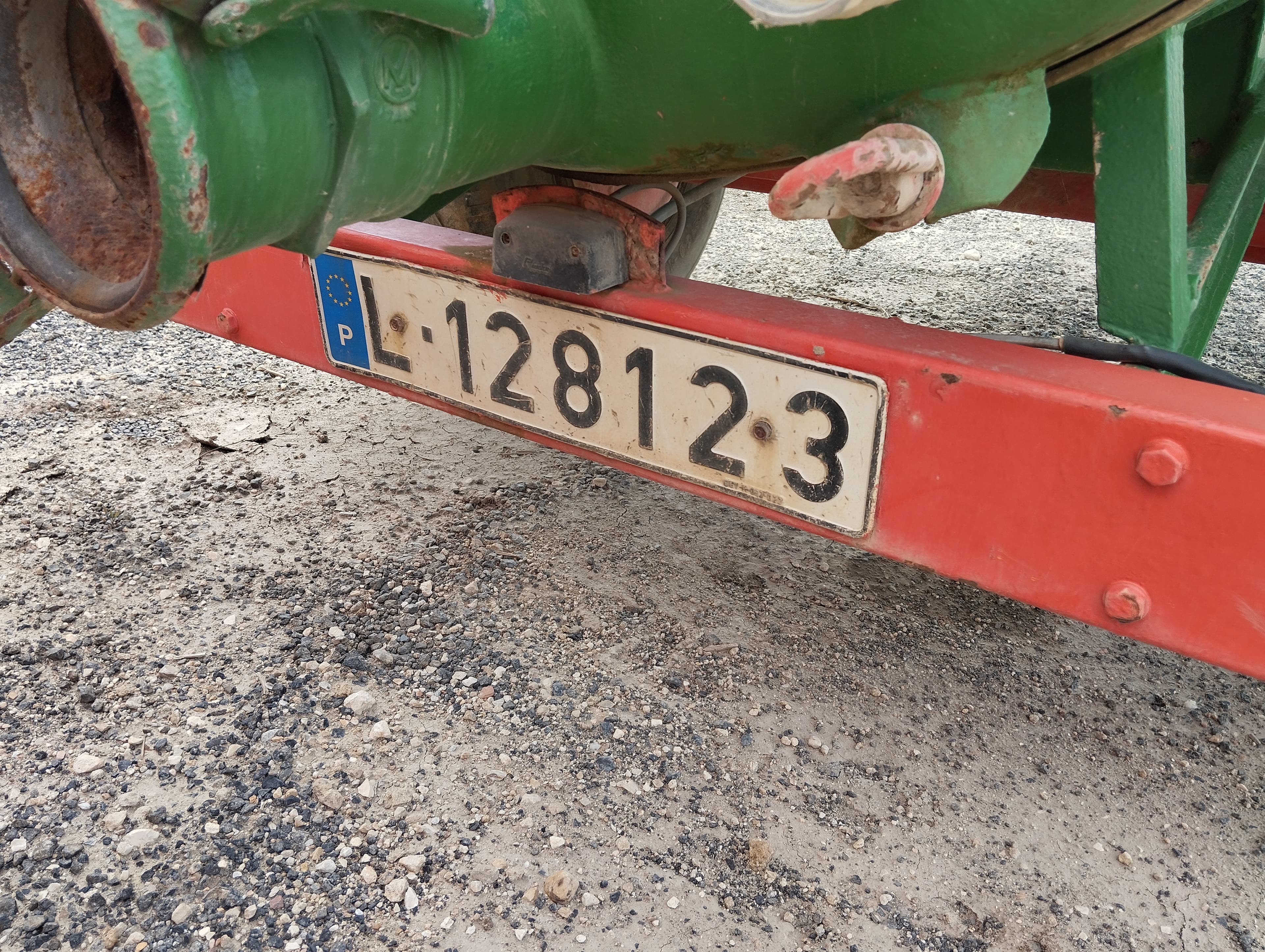 Atrelado-Cisterna Joper C4000 C — imagen 4