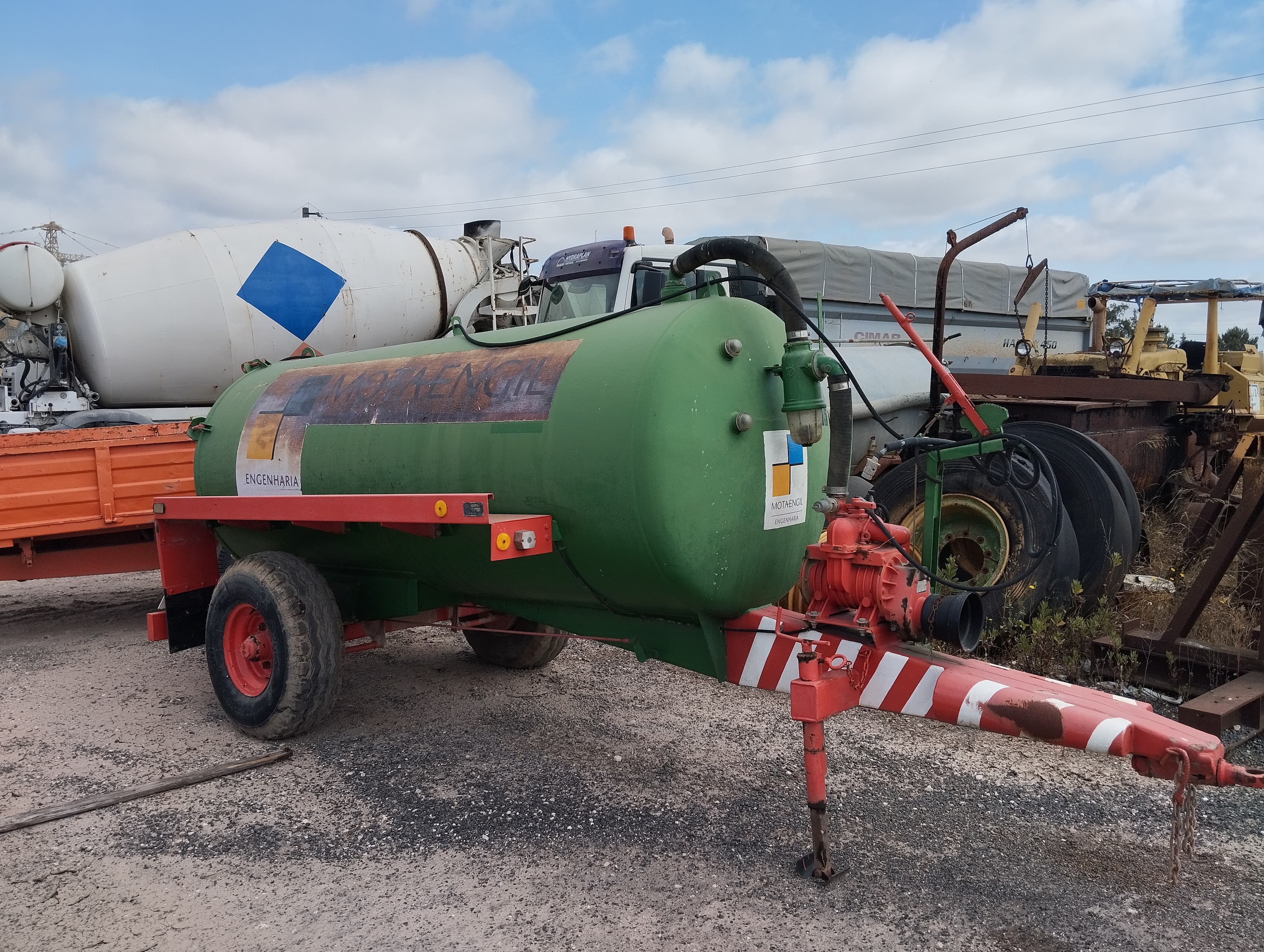 Atrelado-Cisterna Joper C4000 C — imagen 3