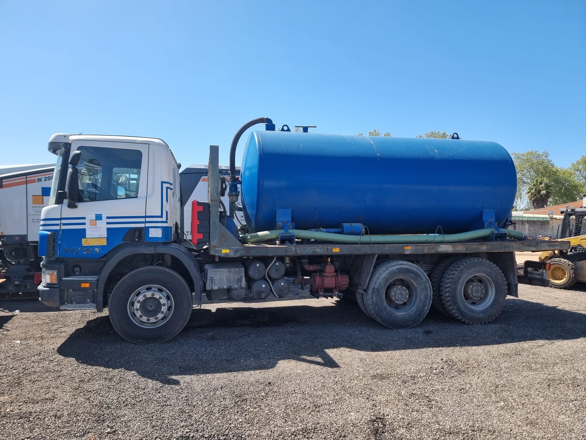 Autotanque de Água 12 M4 Scania P114 CB6x4 340 — imagem 3