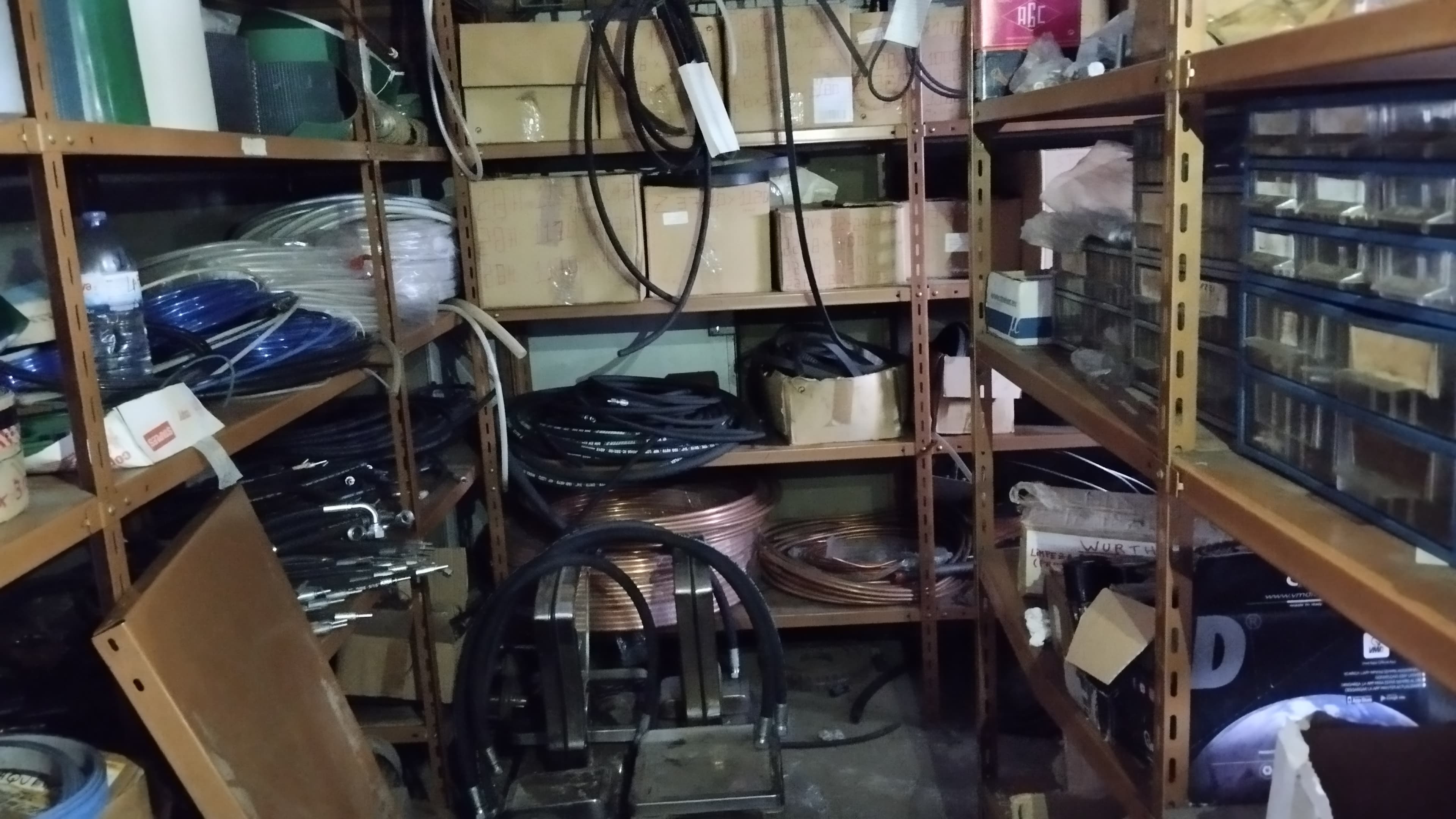 Stock de Produto Acabado e Semiacabado · Sistemas de Aspiração de Poeiras — imagem 31