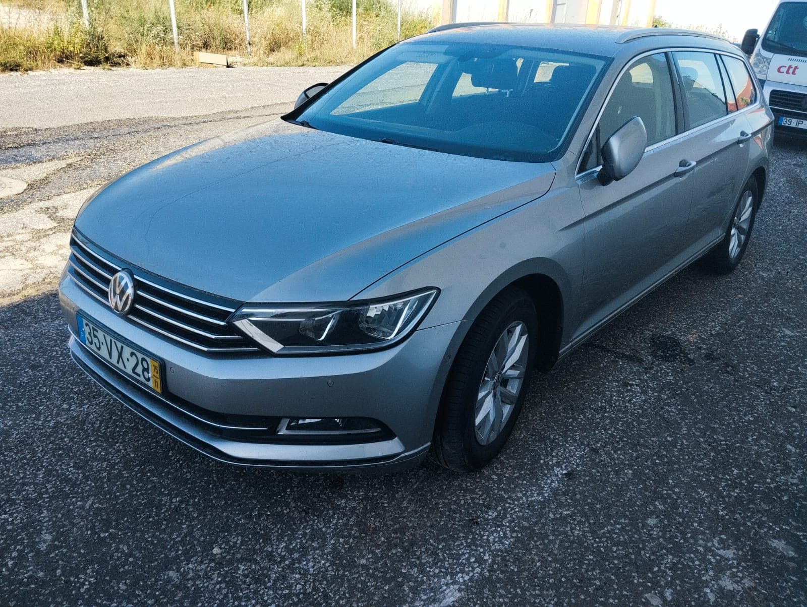 Volkswagen Passat B8 Variant 1.6 TDI · Ano 2015 — imagen 1