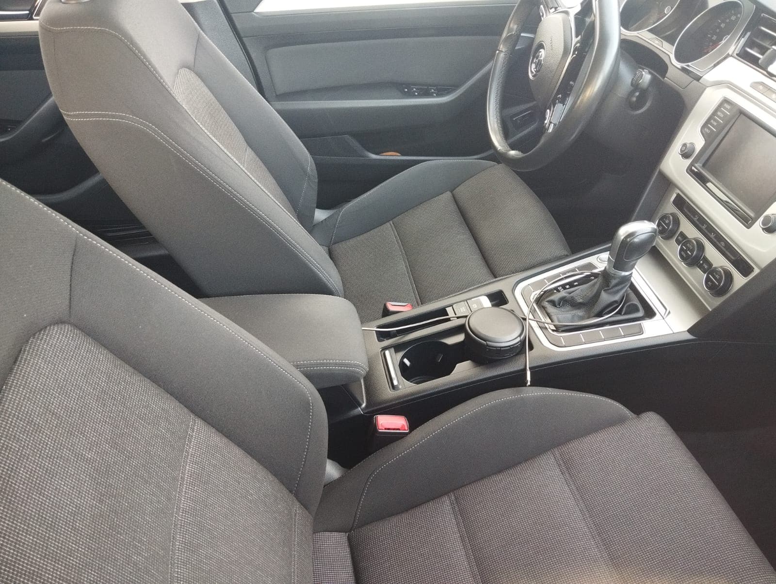Volkswagen Passat B8 Variant 1.6 TDI · Ano 2015 — imagen 11