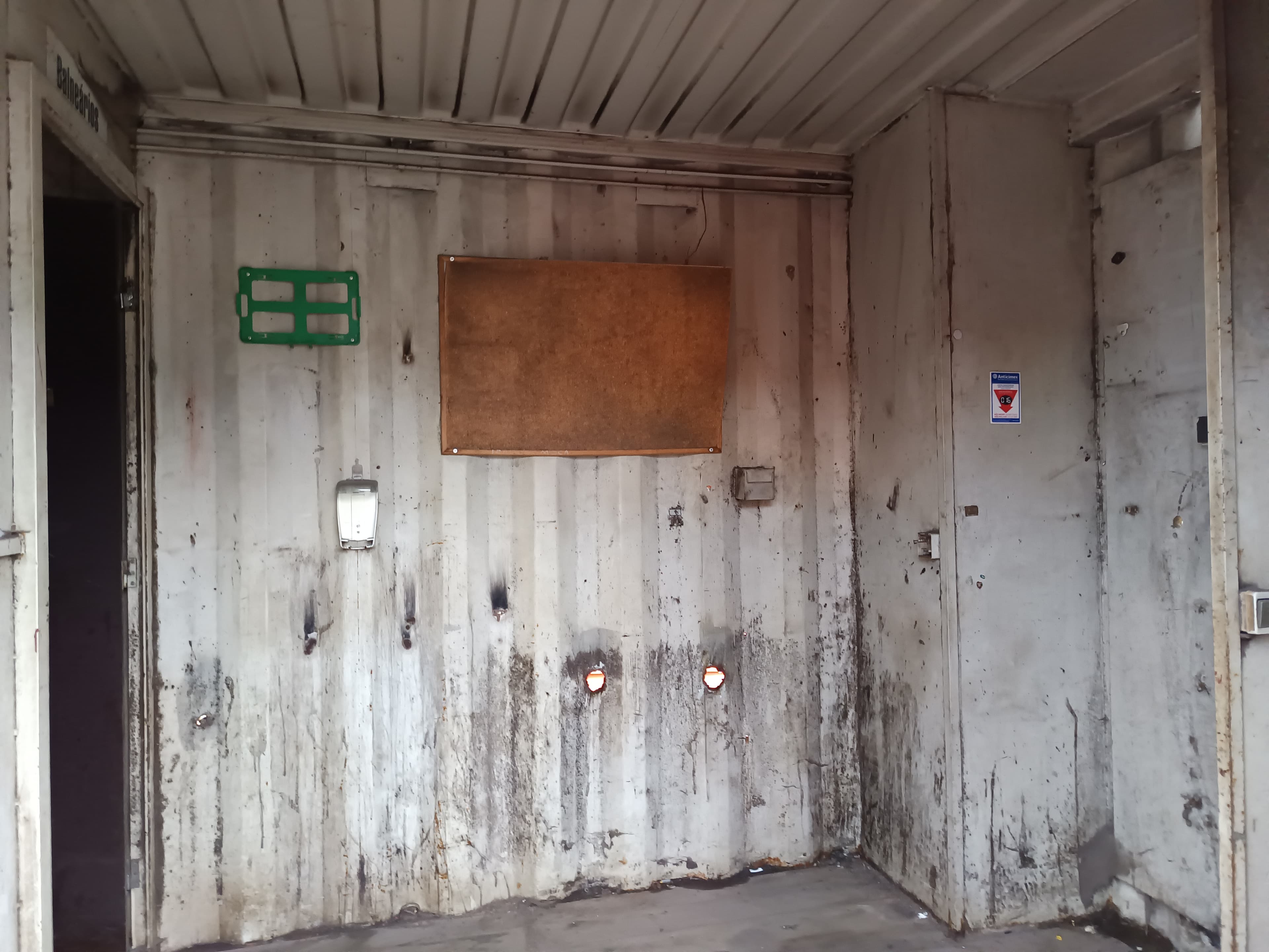 Marine Container — image 5