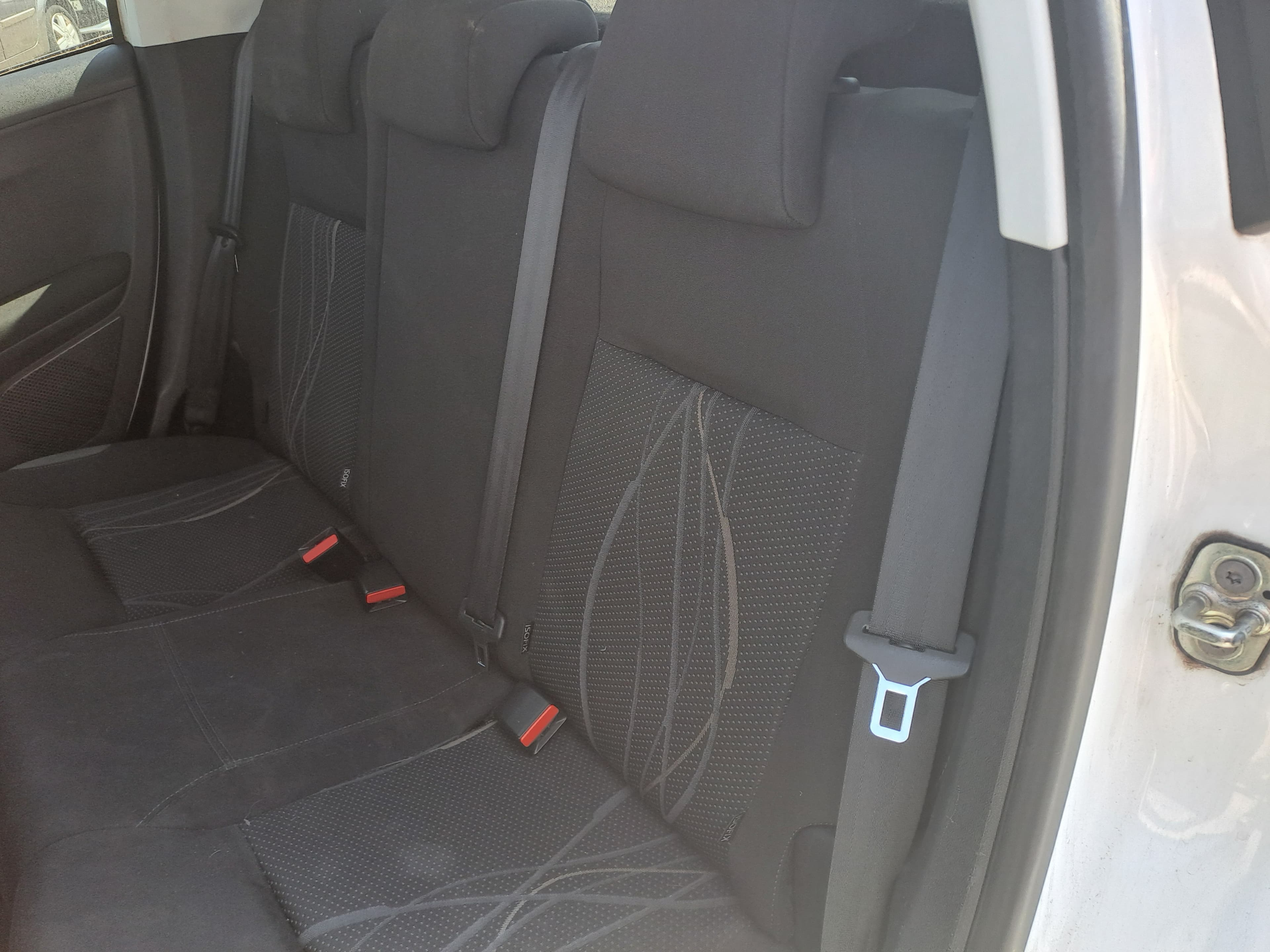 Peugeot 208 · Ano 2015 — imagem 10